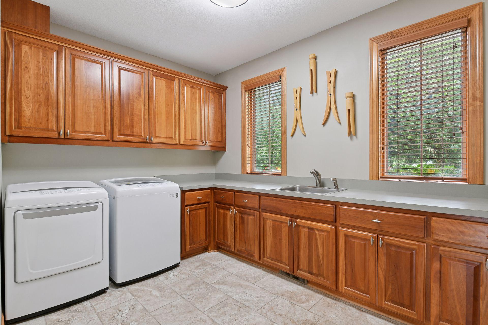 View of Residential at 6065 Apple Road, Excelsior MN 55331, Excelsior (54 of 89) - Mike Wilen | Minnesota Team Real Estate