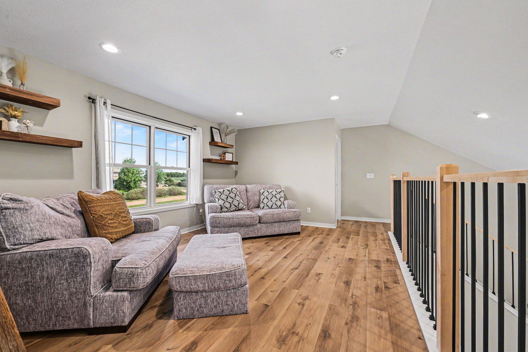 View of Residential at 19347 Lake Volney Circle, Le Center MN 56057, Le Center (20 of 27) - Mike Wilen | Minnesota Team Real Estate
