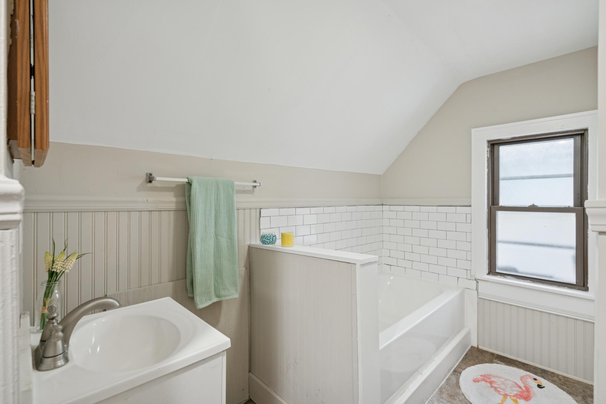 View of Residential at 3611 Queen Avenue, Minneapolis MN 55412, Minneapolis (17 of 22) - Mike Wilen | Minnesota Team Real Estate