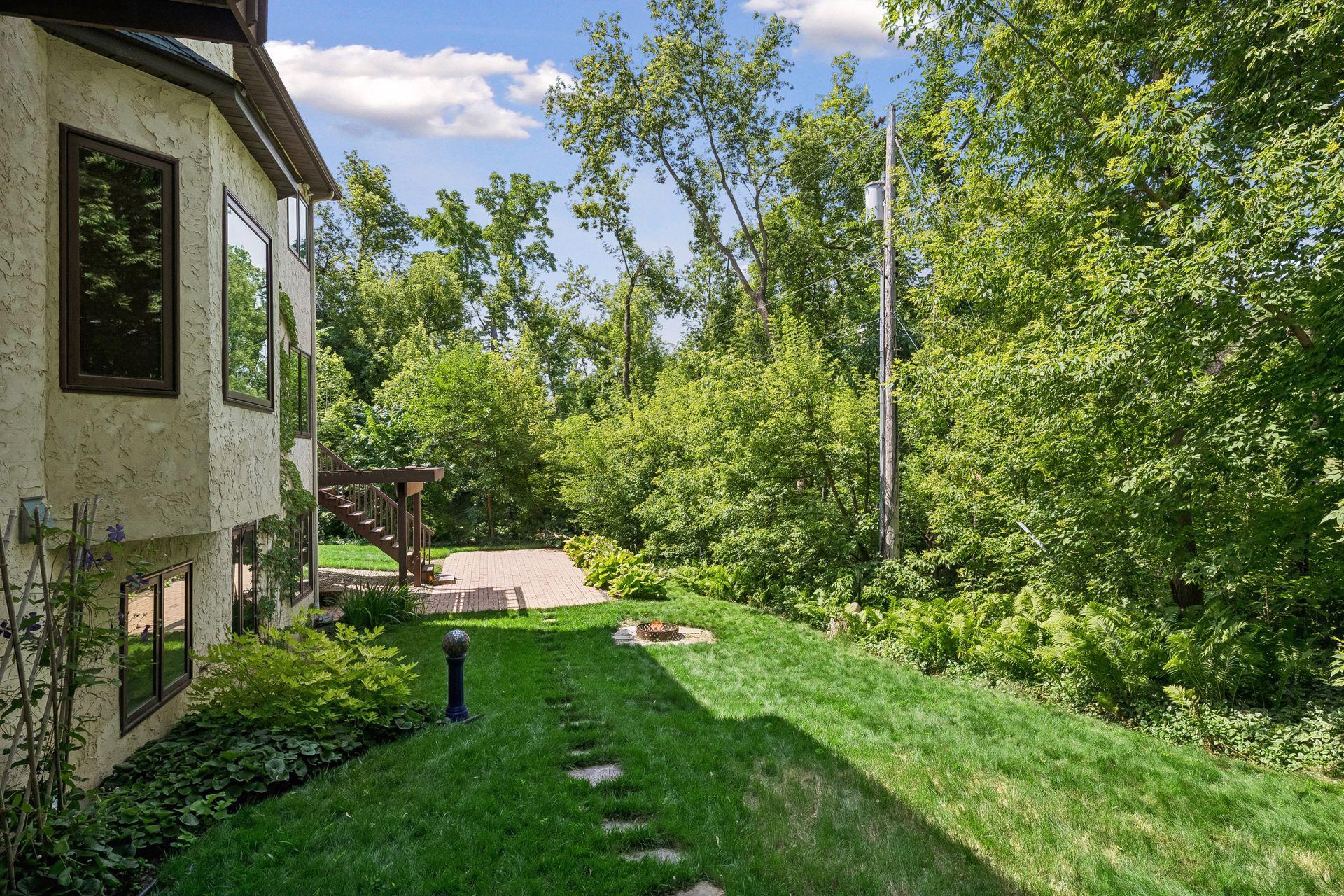 View of Residential at 10416 Briar Circle, Bloomington MN 55437, Bloomington (29 of 46) - Mike Wilen | Minnesota Team Real Estate