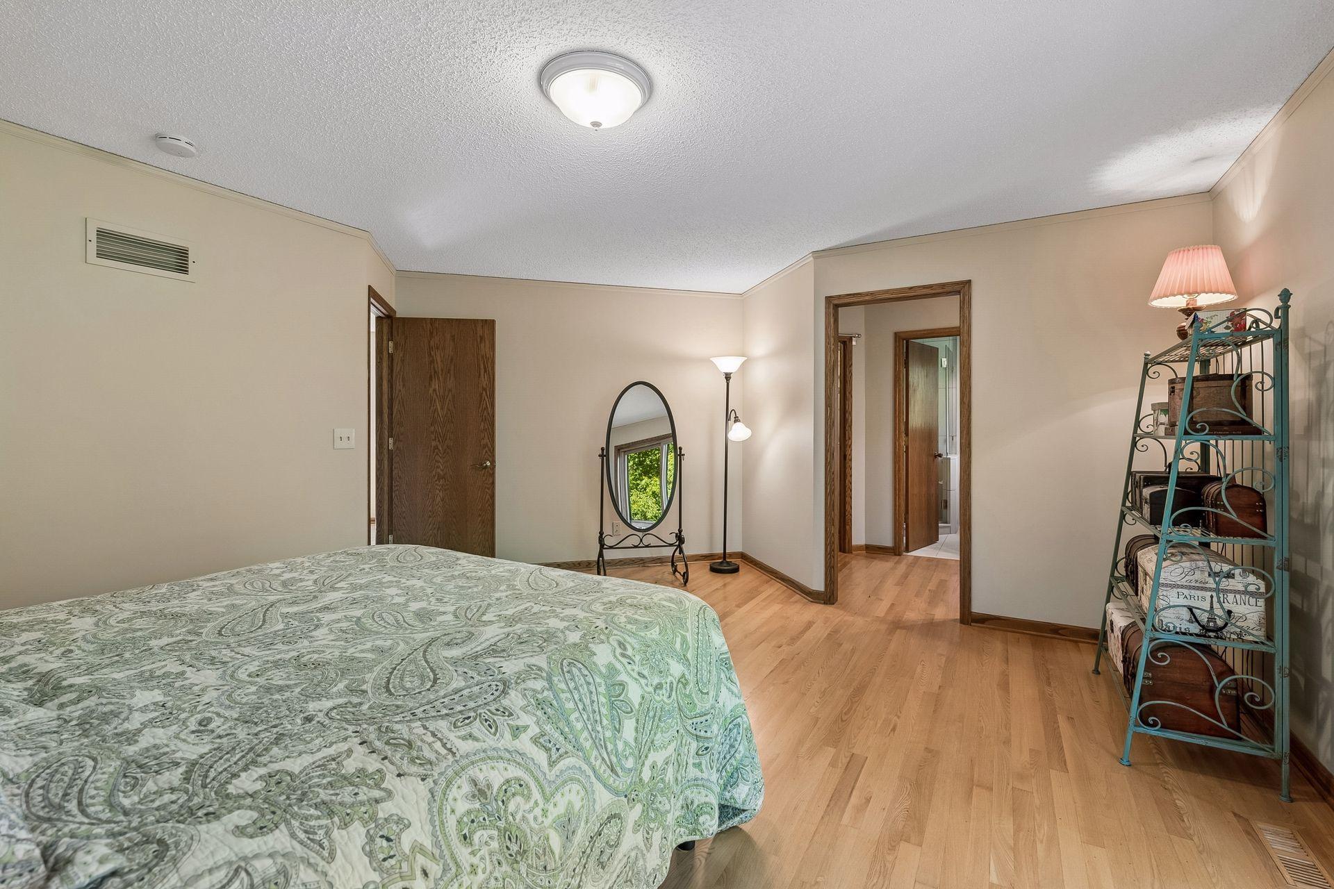 View of Residential at 10416 Briar Circle, Bloomington MN 55437, Bloomington (14 of 46) - Mike Wilen | Minnesota Team Real Estate