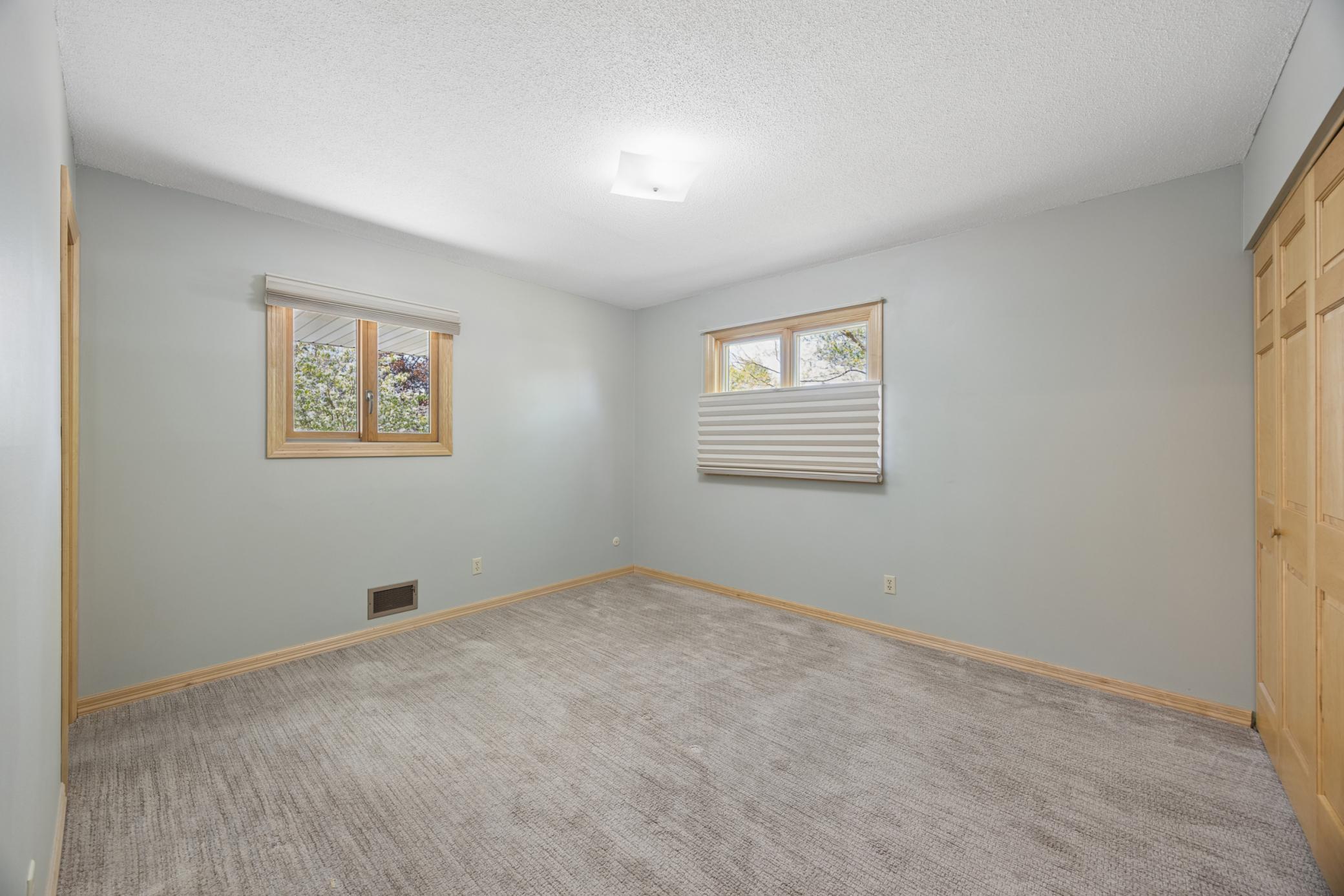 View of Residential at 2439 Walnut Avenue, New Brighton MN 55112, New Brighton (13 of 25) - Mike Wilen | Minnesota Team Real Estate