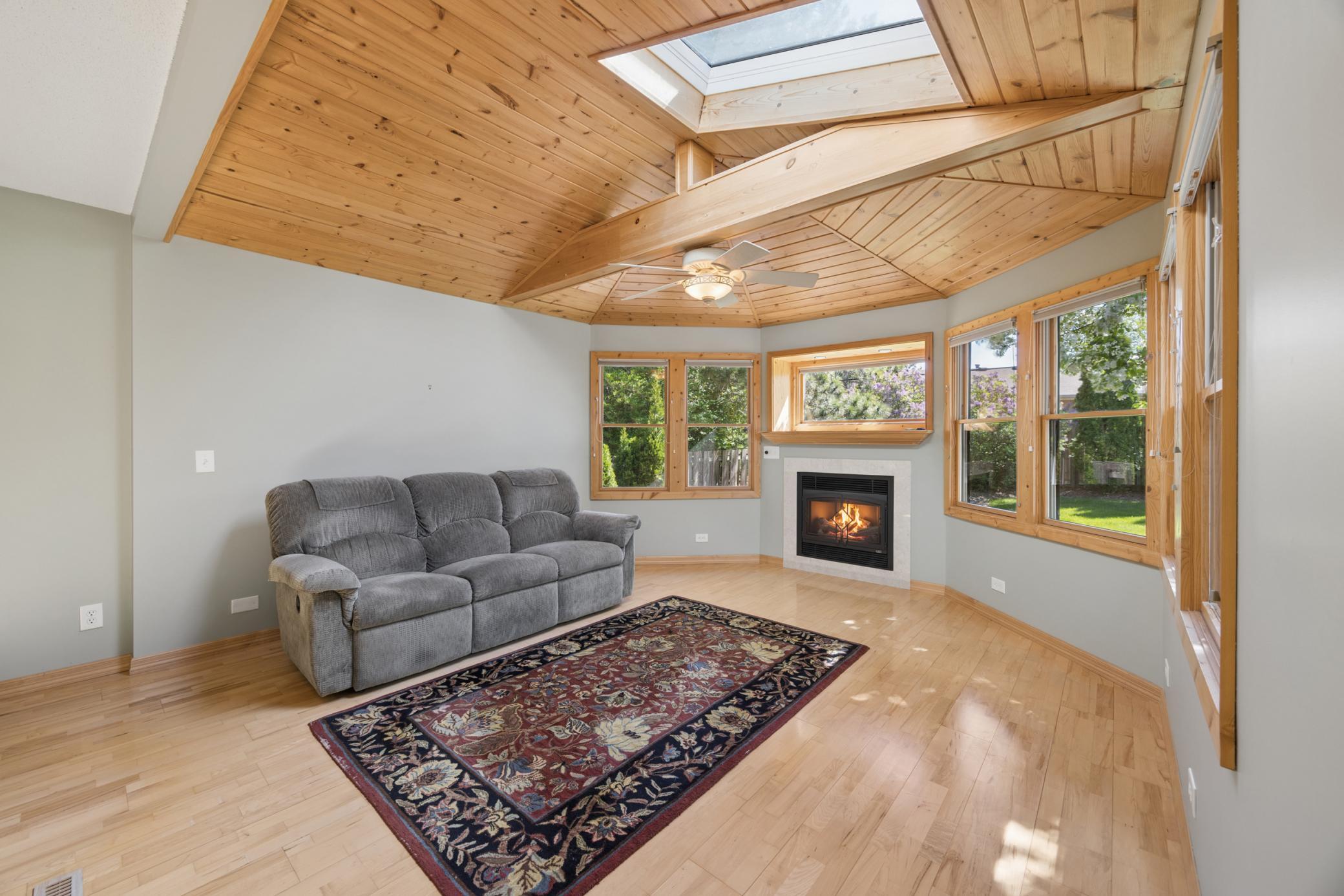 View of Residential at 2439 Walnut Avenue, New Brighton MN 55112, New Brighton (7 of 25) - Mike Wilen | Minnesota Team Real Estate