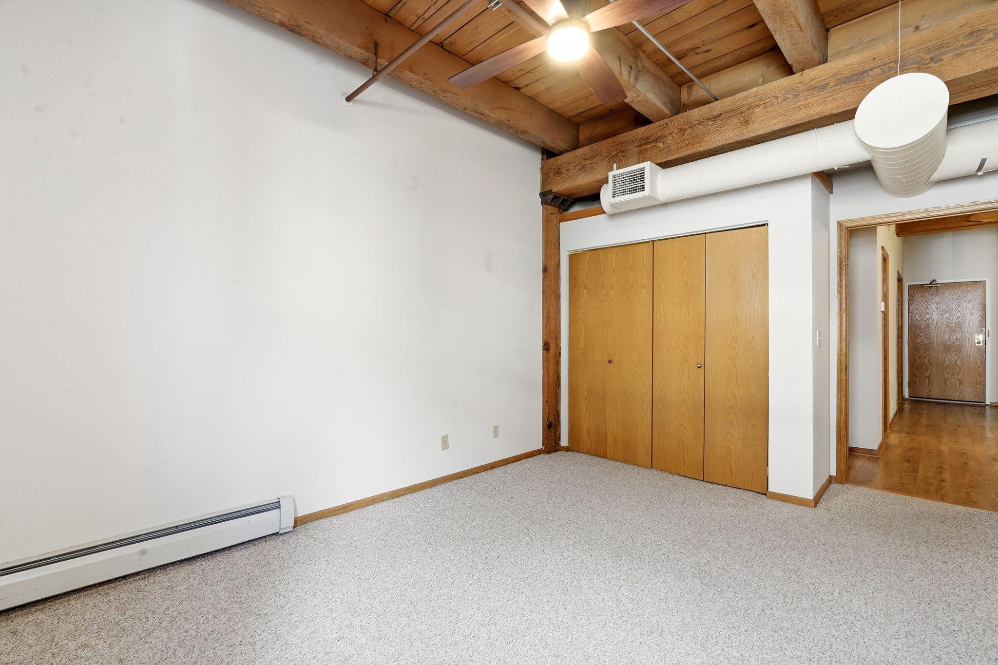 View of Residential at 400 1st Street #502, Minneapolis MN 55401, Minneapolis (18 of 31) - Mike Wilen | Minnesota Team Real Estate
