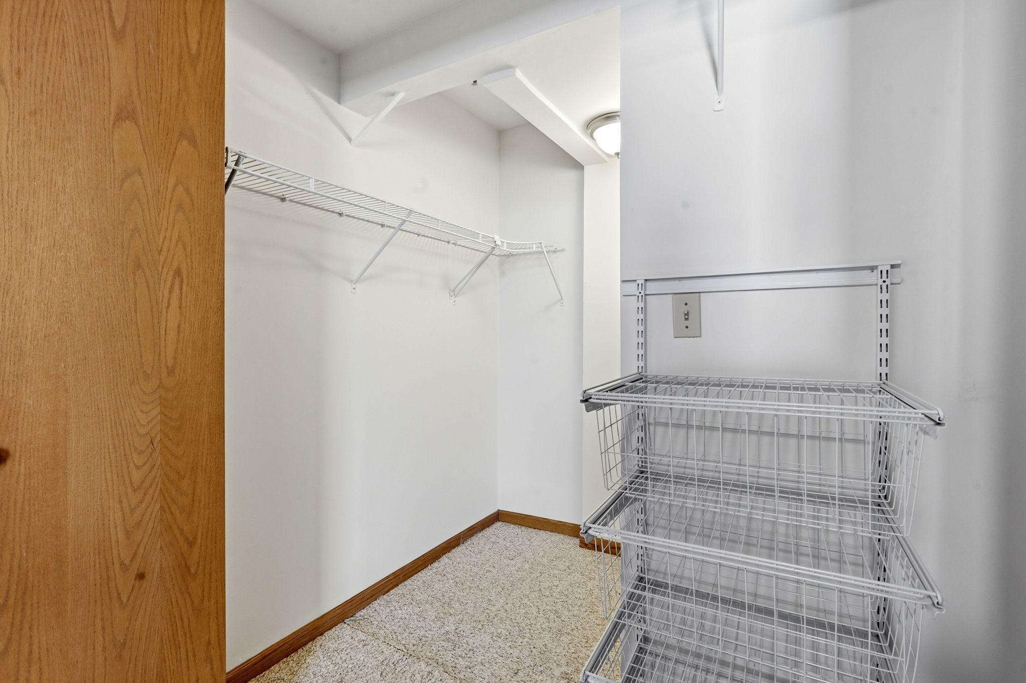 View of Residential at 400 1st Street #502, Minneapolis MN 55401, Minneapolis (20 of 31) - Mike Wilen | Minnesota Team Real Estate