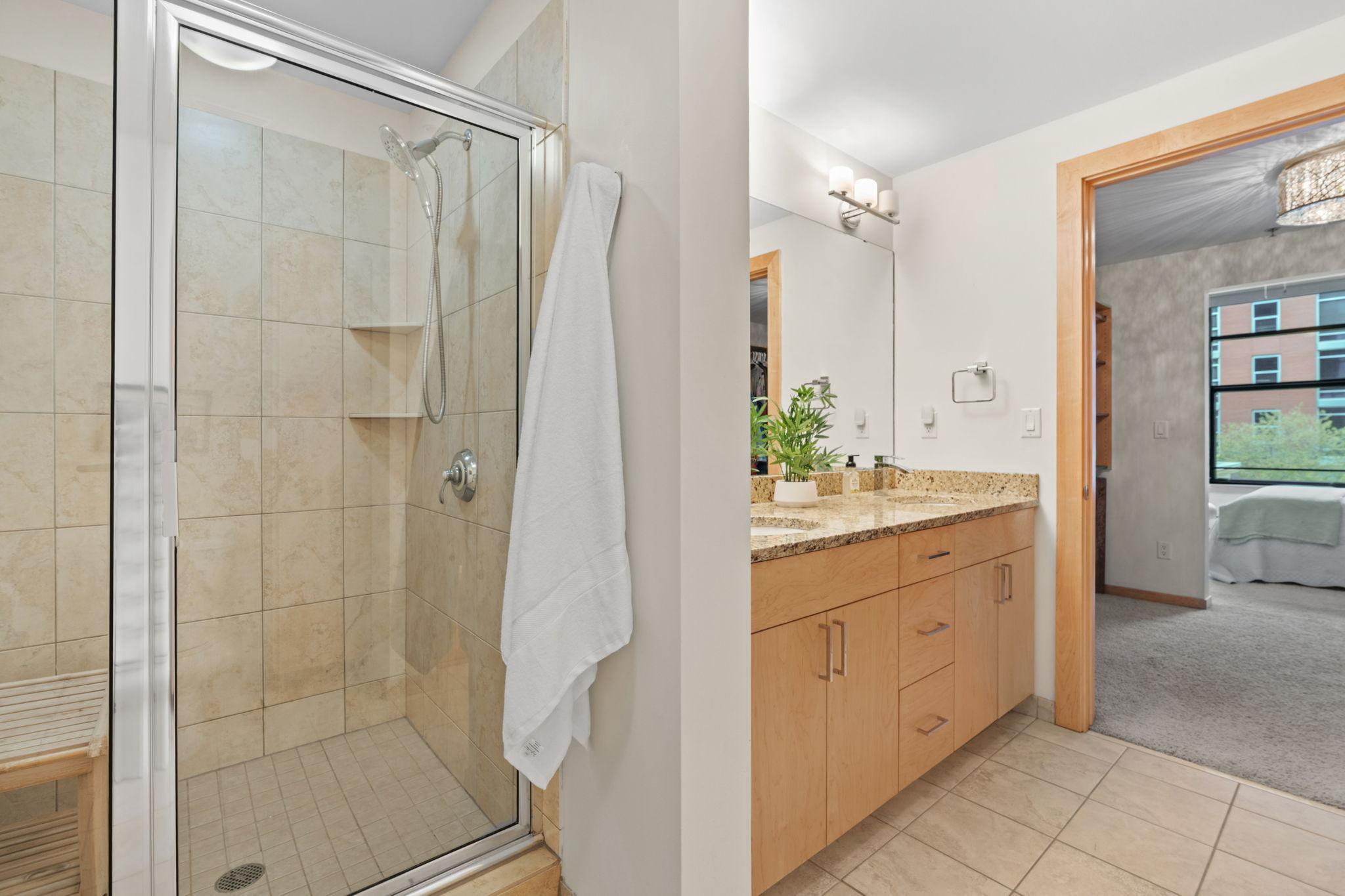 View of Residential at 215 10th Avenue #207, Minneapolis MN 55415, Minneapolis (21 of 46) - Mike Wilen | Minnesota Team Real Estate