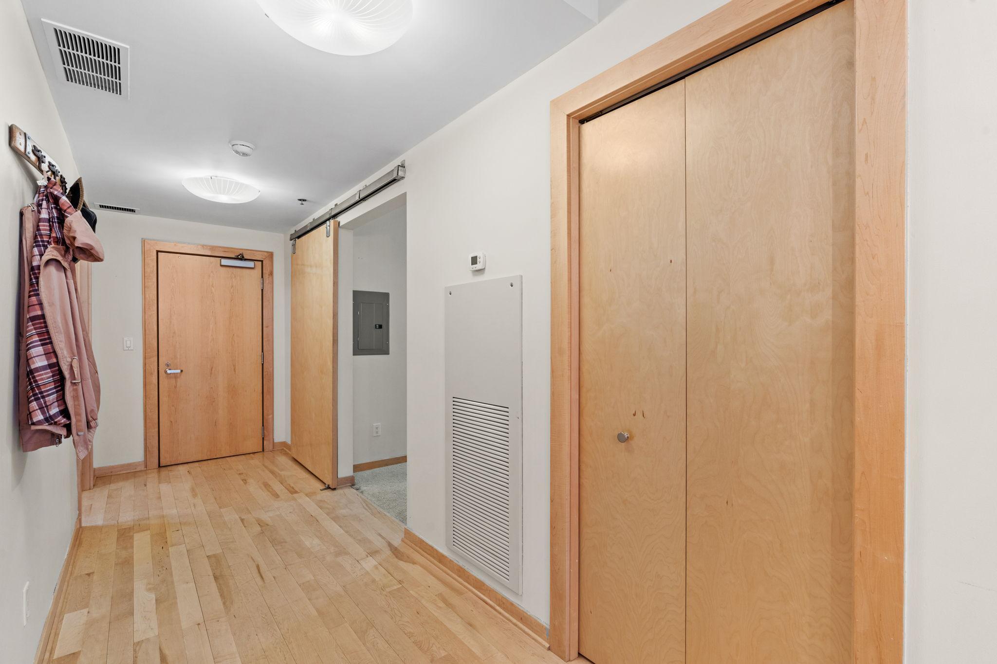 View of Residential at 215 10th Avenue #207, Minneapolis MN 55415, Minneapolis (33 of 46) - Mike Wilen | Minnesota Team Real Estate