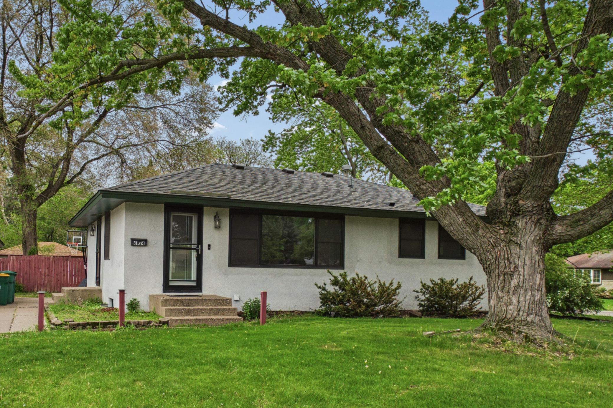 View of Residential at 6924 Drew Avenue, Brooklyn Center MN 55429, Brooklyn Center (25 of 26) - Mike Wilen | Minnesota Team Real Estate