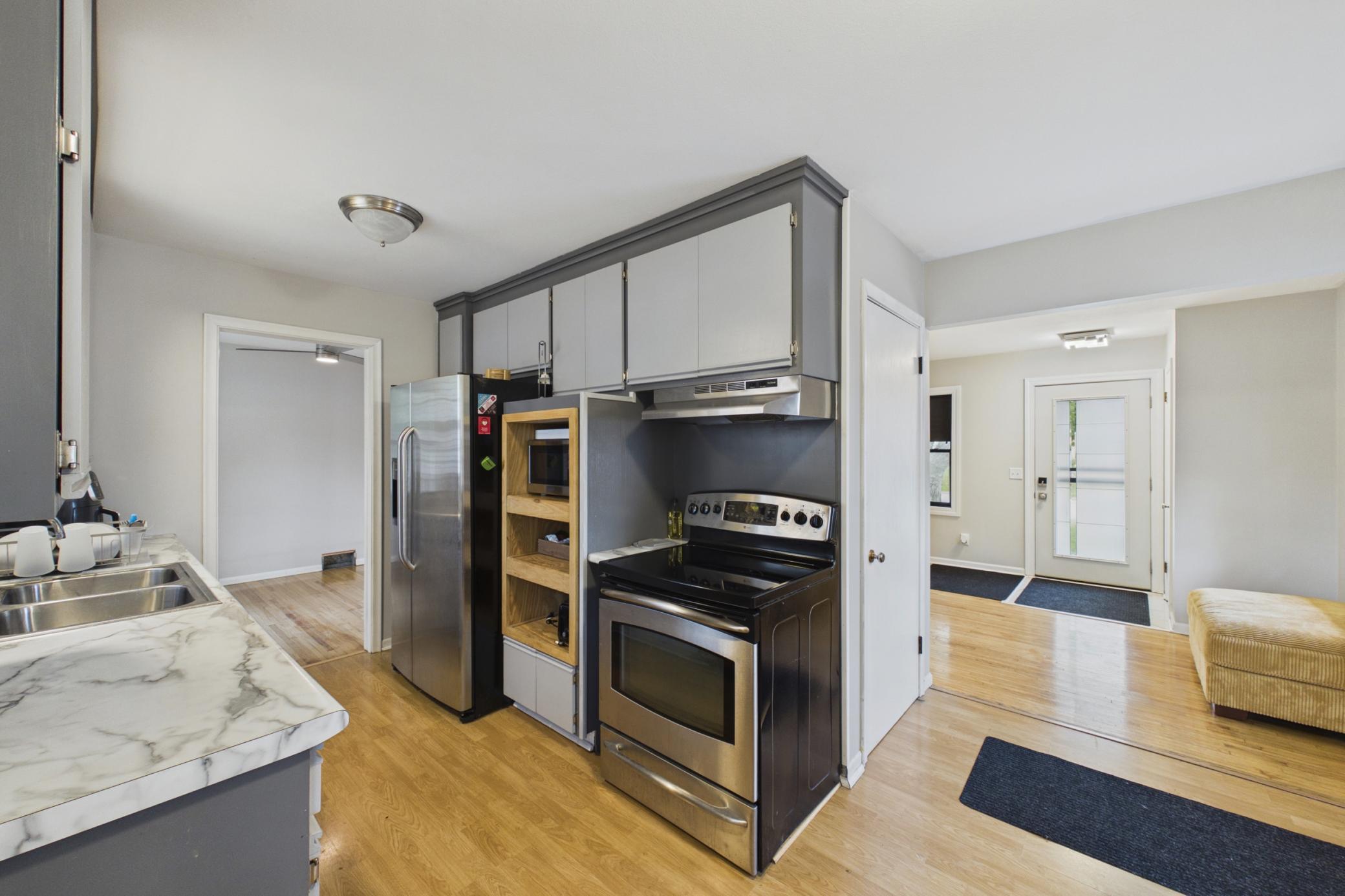 View of Residential at 6924 Drew Avenue, Brooklyn Center MN 55429, Brooklyn Center (7 of 26) - Mike Wilen | Minnesota Team Real Estate