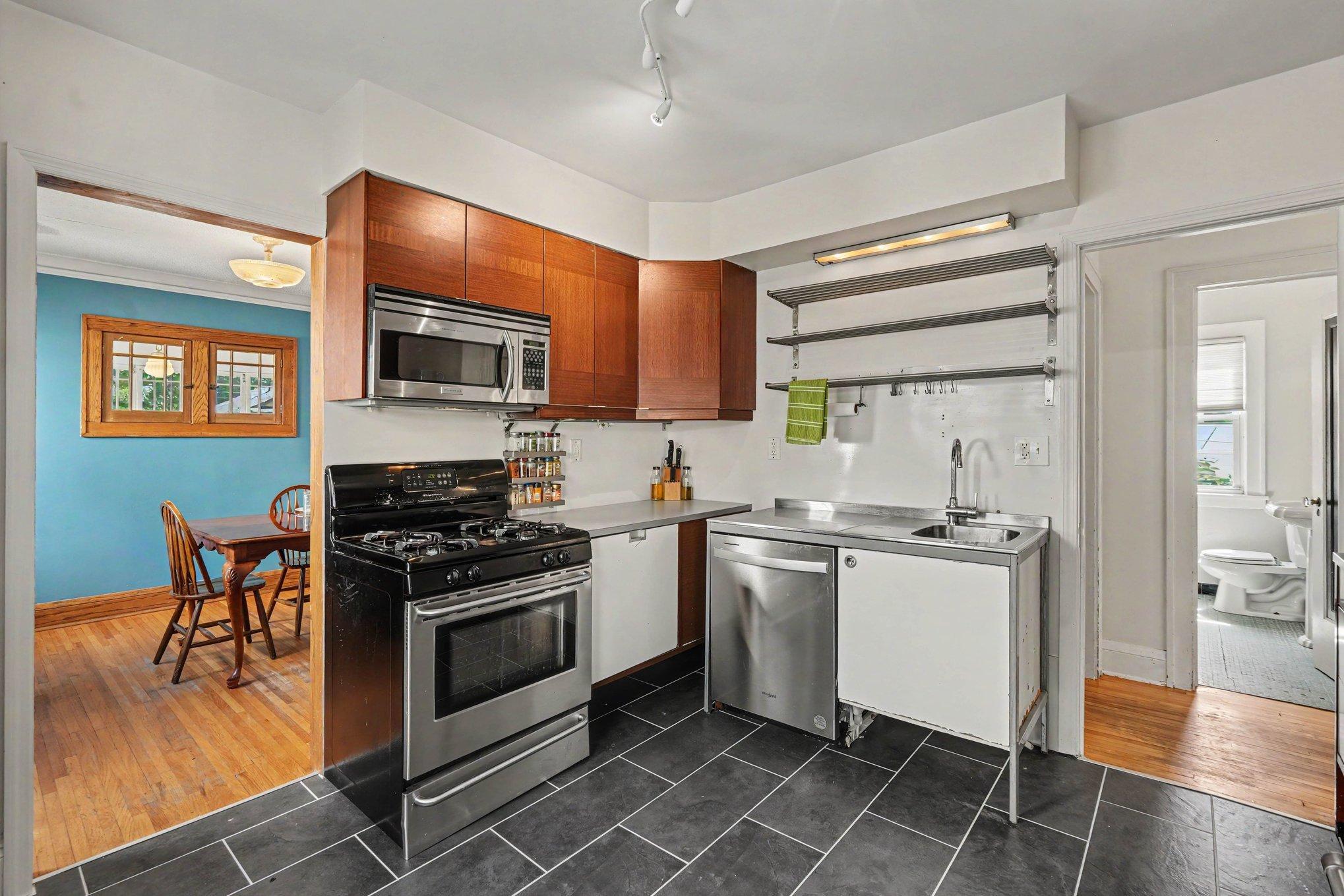View of Residential at 3855 Sheridan Avenue, Minneapolis MN 55412, Minneapolis (11 of 26) - Mike Wilen | Minnesota Team Real Estate