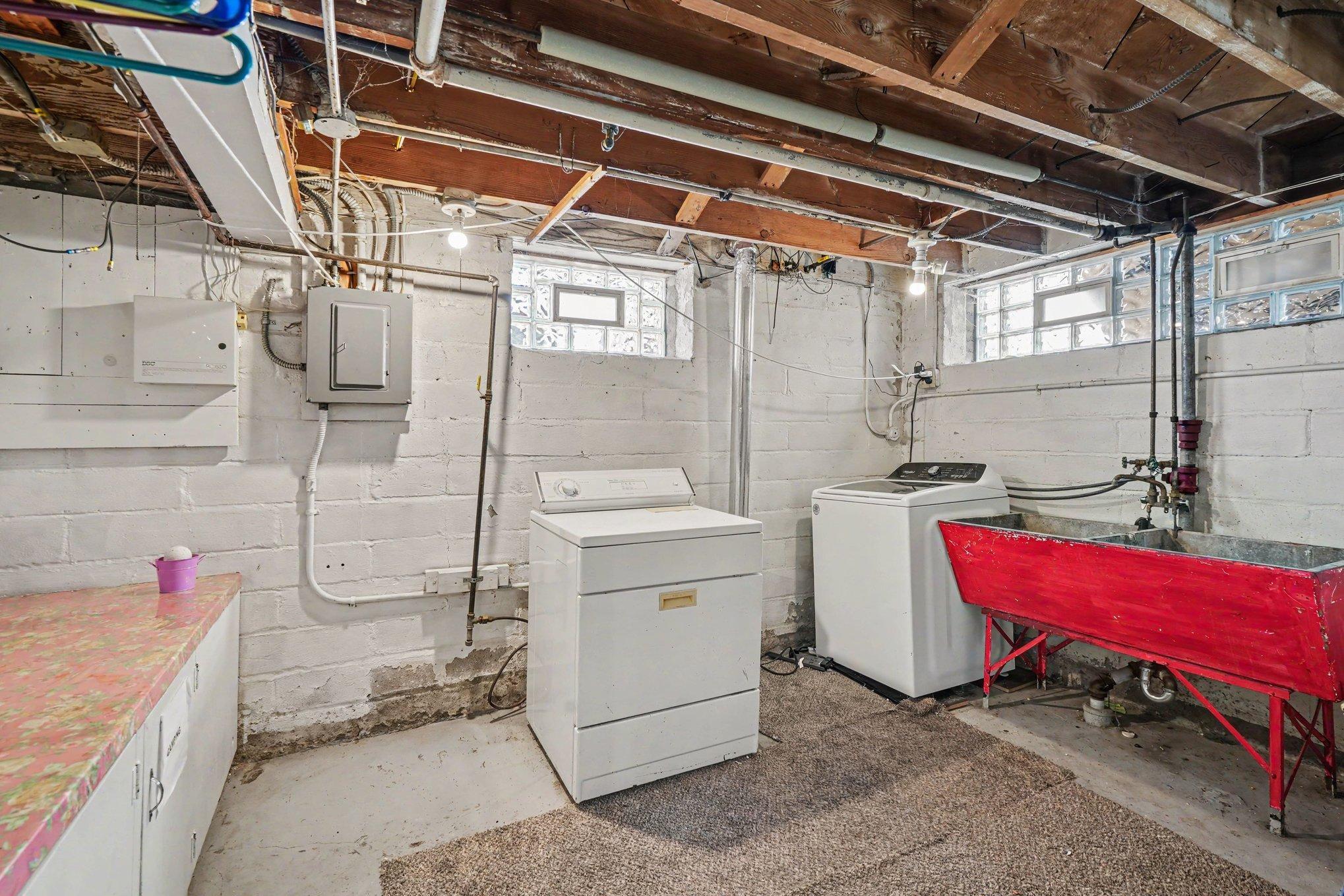 View of Residential at 3855 Sheridan Avenue, Minneapolis MN 55412, Minneapolis (22 of 26) - Mike Wilen | Minnesota Team Real Estate