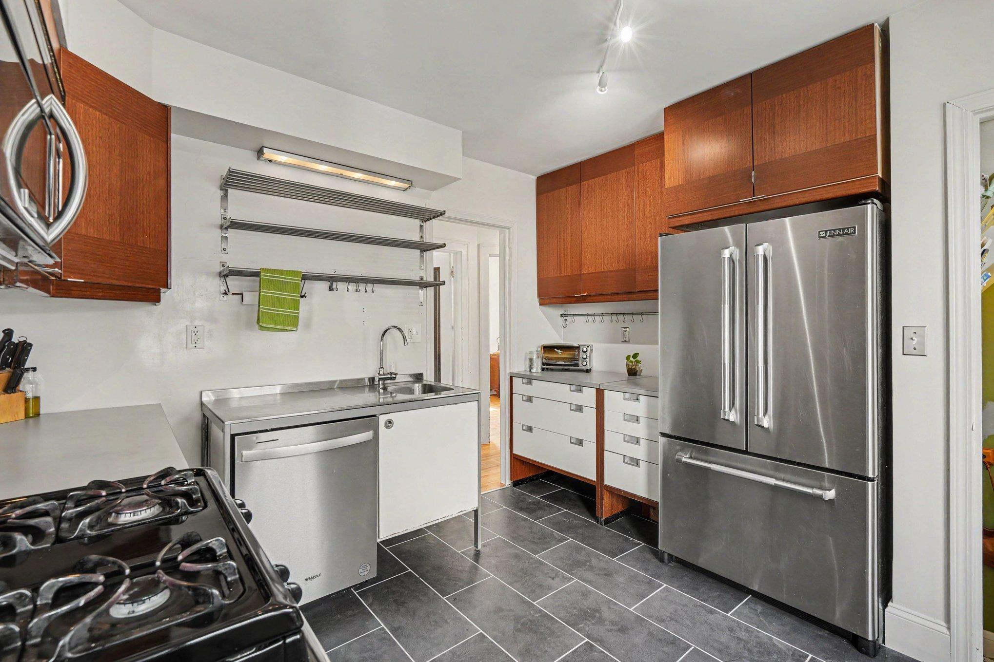 View of Residential at 3855 Sheridan Avenue, Minneapolis MN 55412, Minneapolis (10 of 26) - Mike Wilen | Minnesota Team Real Estate