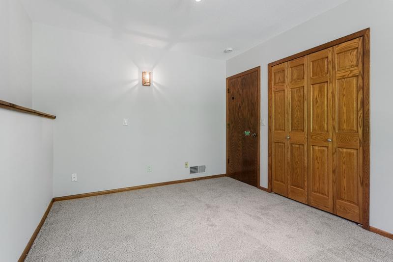 View of Residential at 1948 Crown Point Drive, Mendota Heights MN 55118, Mendota Heights (21 of 32) - Mike Wilen | Minnesota Team Real Estate