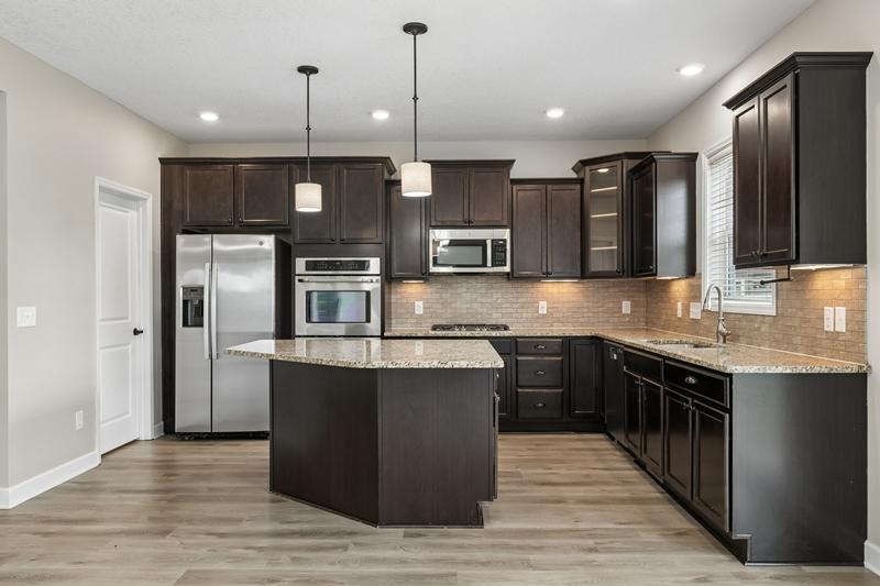 View of Residential at 6886 Jewel Avenue, Cottage Grove MN 55016, Cottage Grove (14 of 47) - Mike Wilen | Minnesota Team Real Estate
