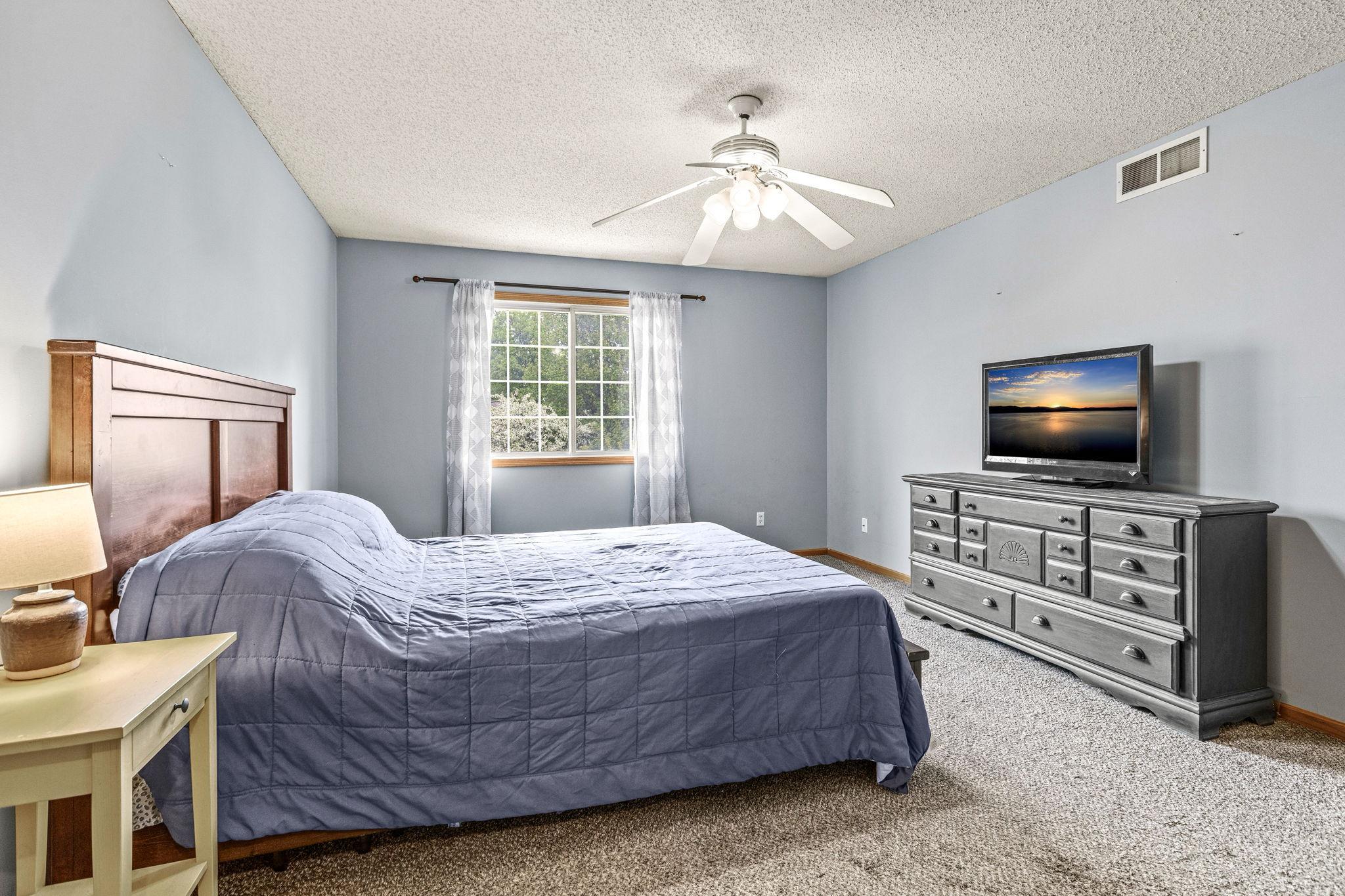 View of Residential at 14075 Plymouth Avenue #92, Burnsville MN 55337, Burnsville (19 of 27) - Mike Wilen | Minnesota Team Real Estate