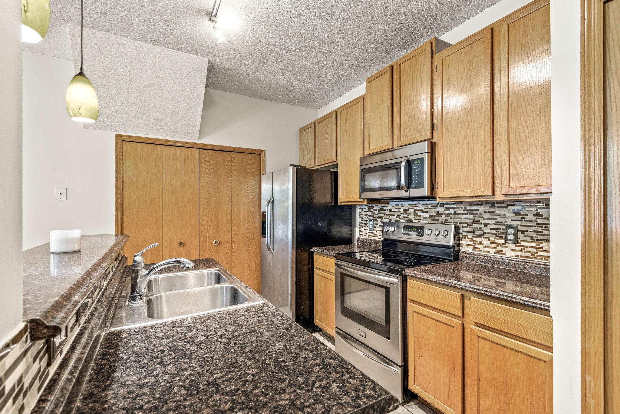 View of Residential at 14075 Plymouth Avenue #92, Burnsville MN 55337, Burnsville (14 of 27) - Mike Wilen | Minnesota Team Real Estate