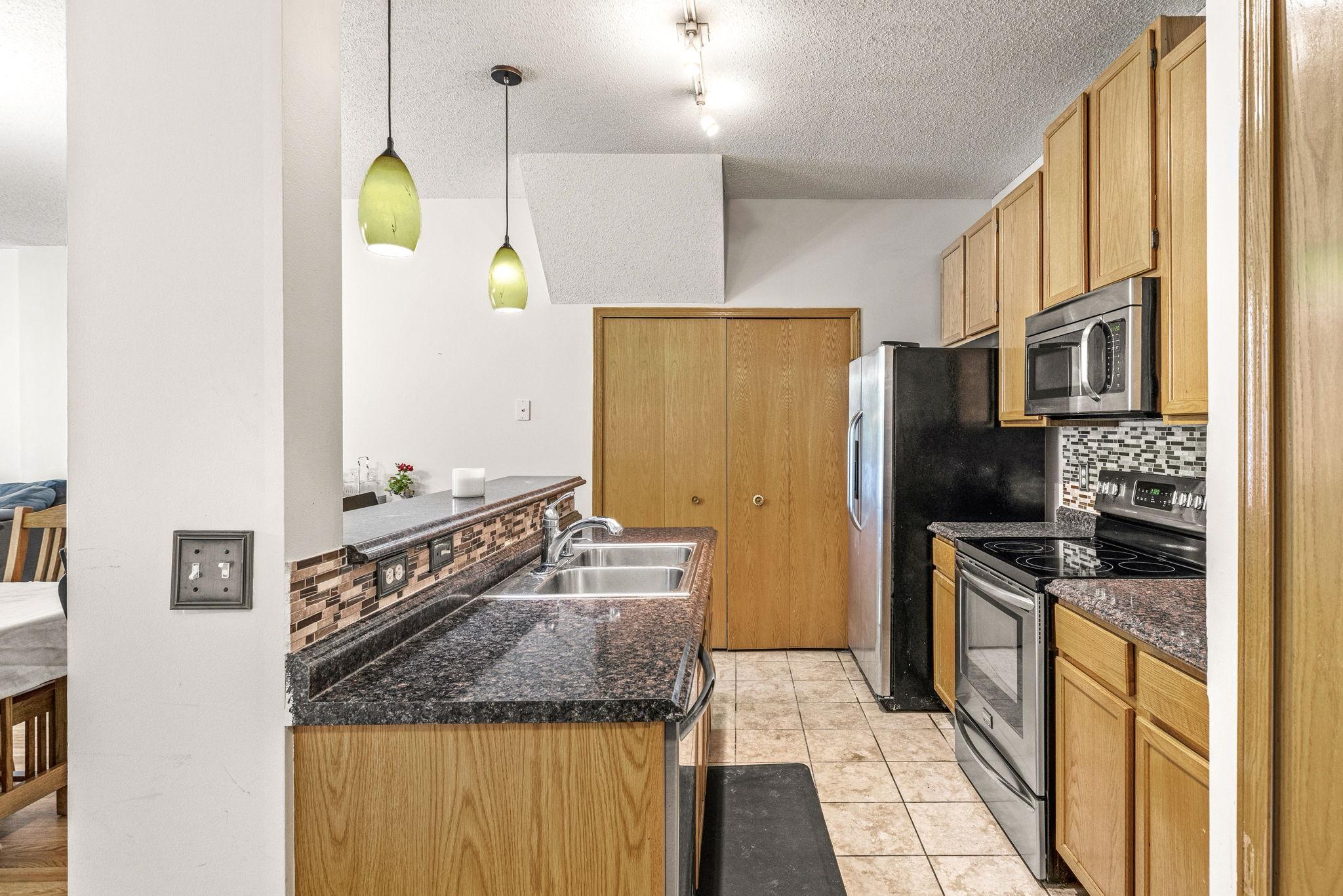 View of Residential at 14075 Plymouth Avenue #92, Burnsville MN 55337, Burnsville (16 of 27) - Mike Wilen | Minnesota Team Real Estate