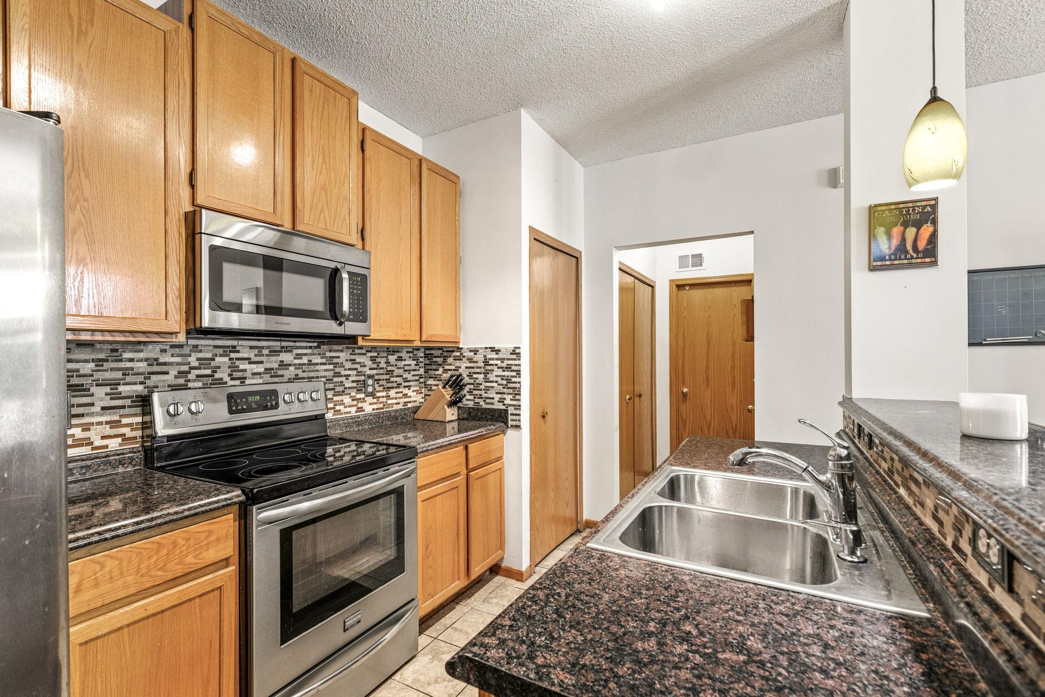 View of Residential at 14075 Plymouth Avenue #92, Burnsville MN 55337, Burnsville (13 of 27) - Mike Wilen | Minnesota Team Real Estate