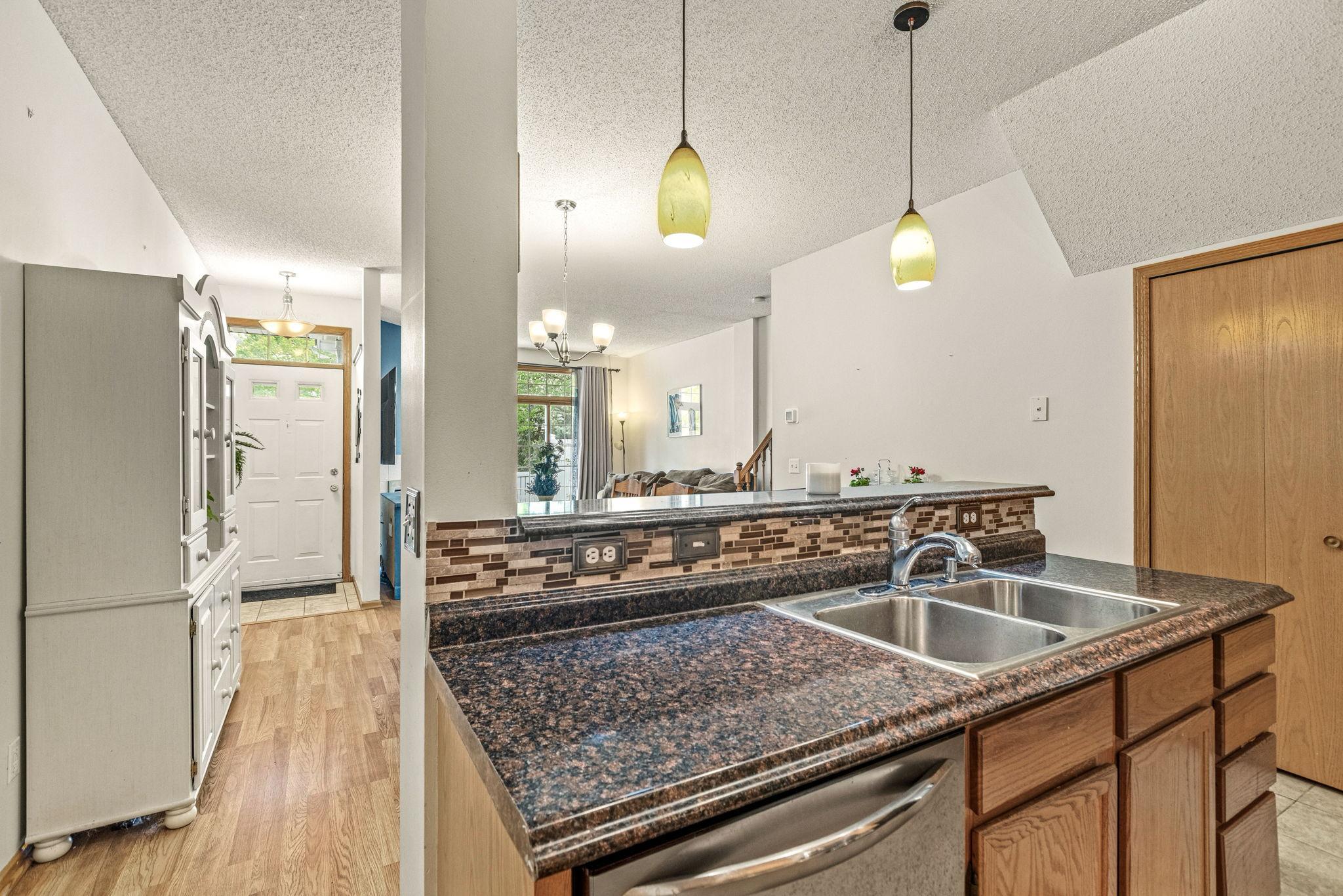 View of Residential at 14075 Plymouth Avenue #92, Burnsville MN 55337, Burnsville (15 of 27) - Mike Wilen | Minnesota Team Real Estate