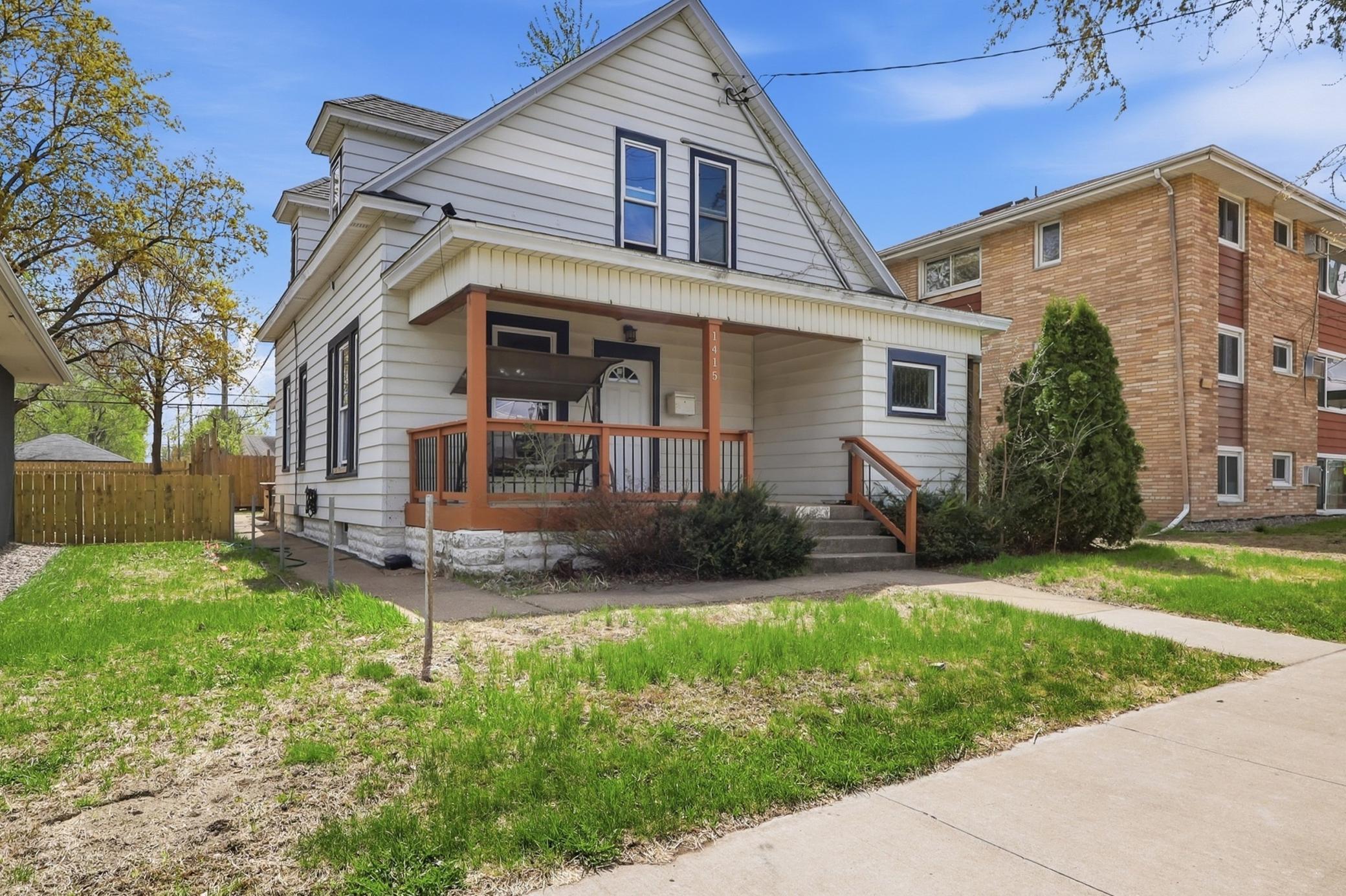 View of Residential Income at 1415 44th Avenue, Minneapolis MN 55412, Minneapolis (33 of 42) - Mike Wilen | Minnesota Team Real Estate