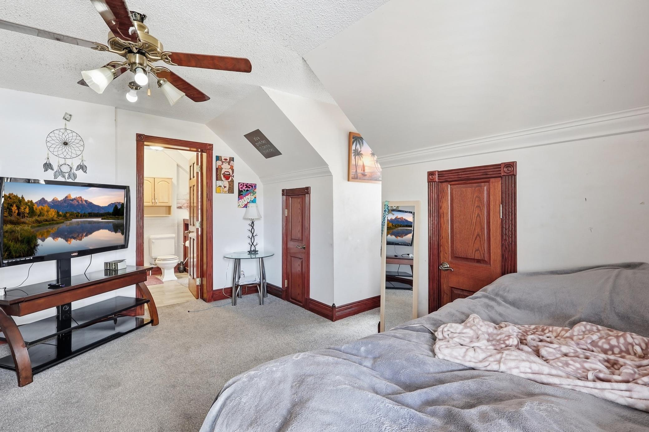View of Residential Income at 1415 44th Avenue, Minneapolis MN 55412, Minneapolis (18 of 42) - Mike Wilen | Minnesota Team Real Estate