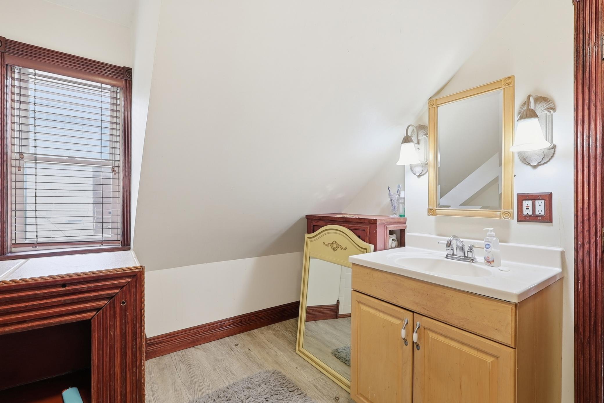 View of Residential Income at 1415 44th Avenue, Minneapolis MN 55412, Minneapolis (15 of 42) - Mike Wilen | Minnesota Team Real Estate