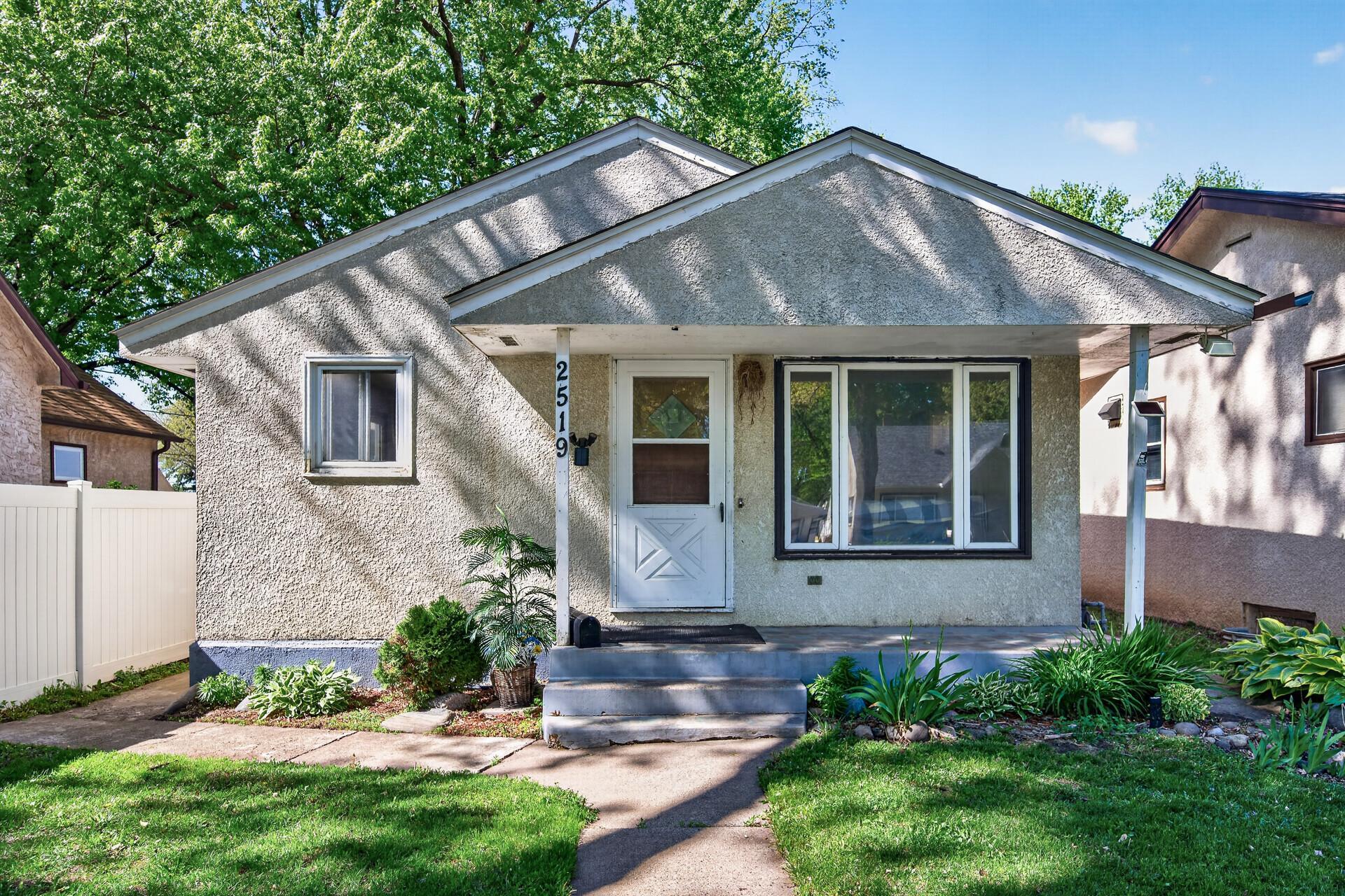 View of Residential at 2519 3rd Avenue, North Saint Paul MN 55109, North Saint Paul - Mike Wilen | Minnesota Team Real Estate