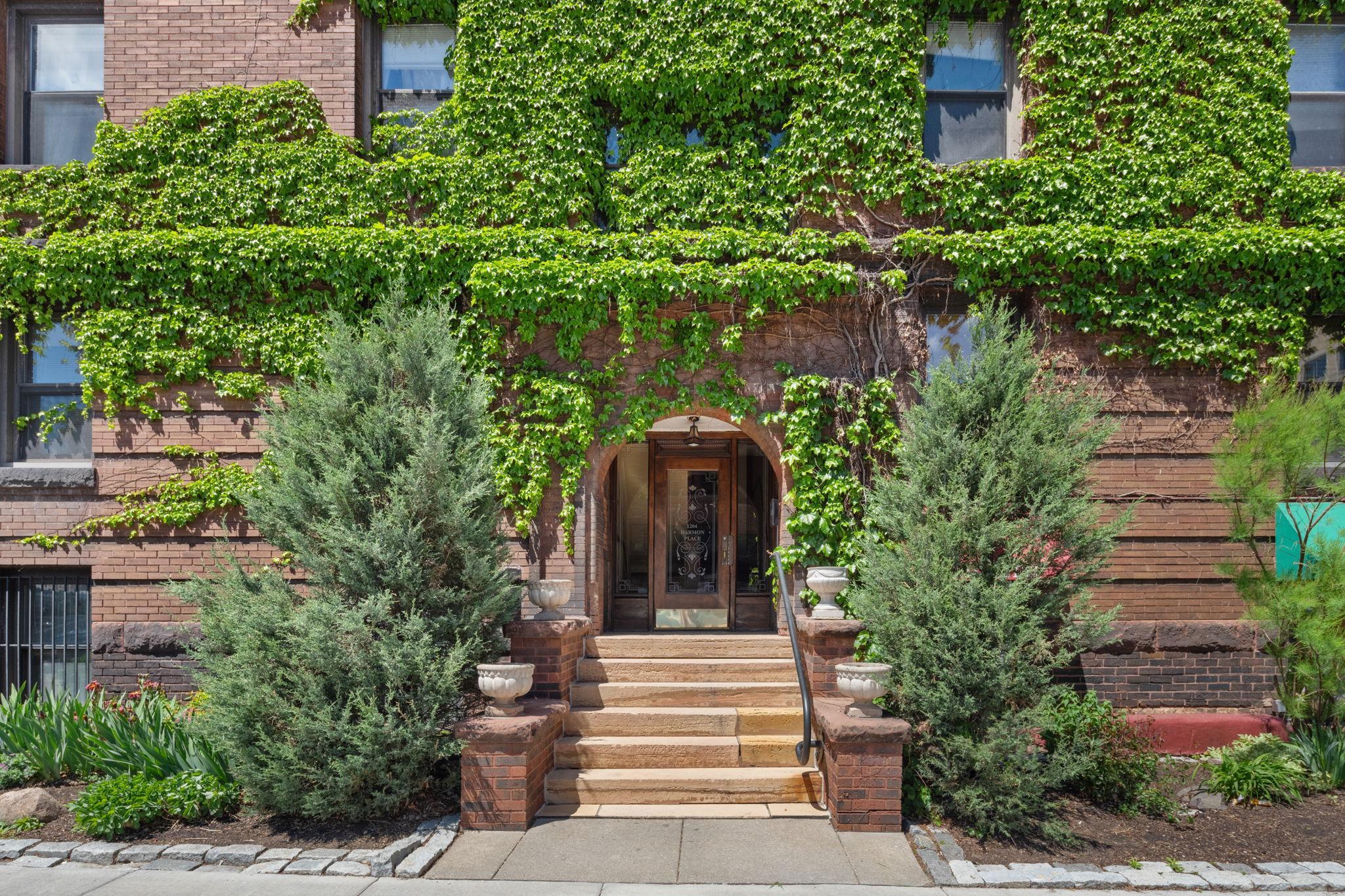 View of Residential at 11 12th Street #402, Minneapolis MN 55403, Minneapolis (43 of 44) - Mike Wilen | Minnesota Team Real Estate