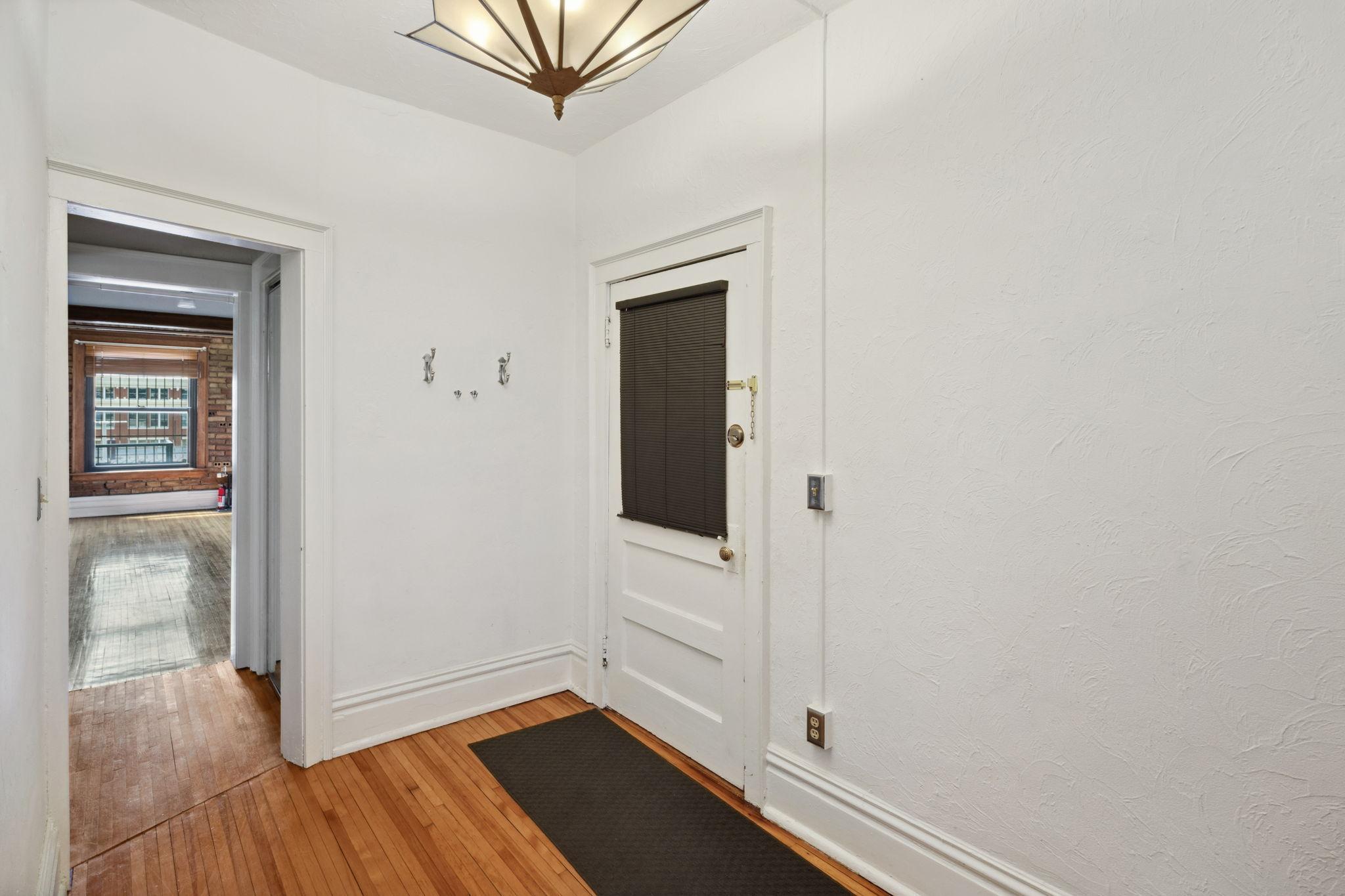 View of Residential at 11 12th Street #402, Minneapolis MN 55403, Minneapolis (26 of 44) - Mike Wilen | Minnesota Team Real Estate