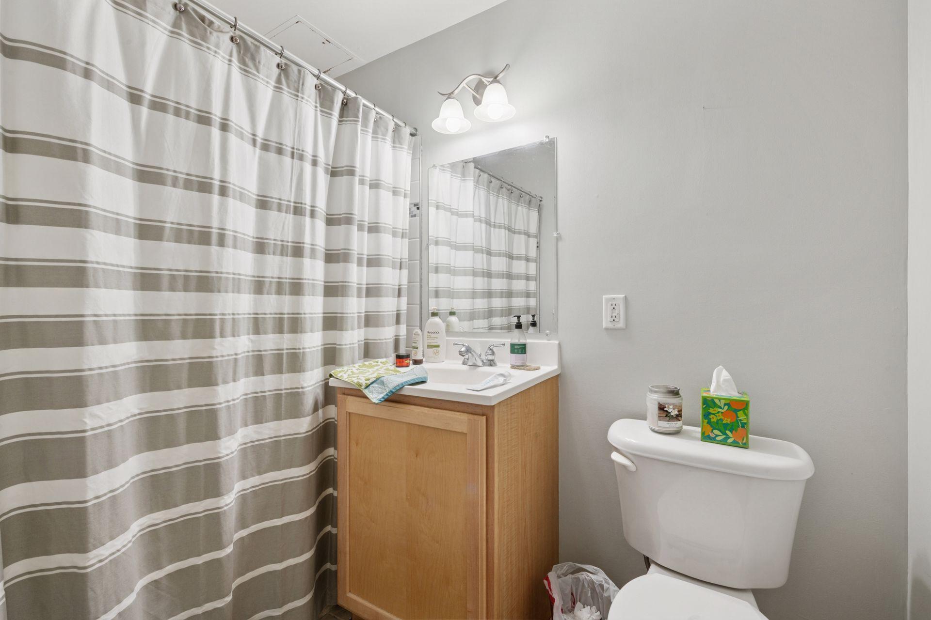 View of Residential at 3150 Excelsior Boulevard #207, Minneapolis MN 55416, Minneapolis (25 of 71) - Mike Wilen | Minnesota Team Real Estate