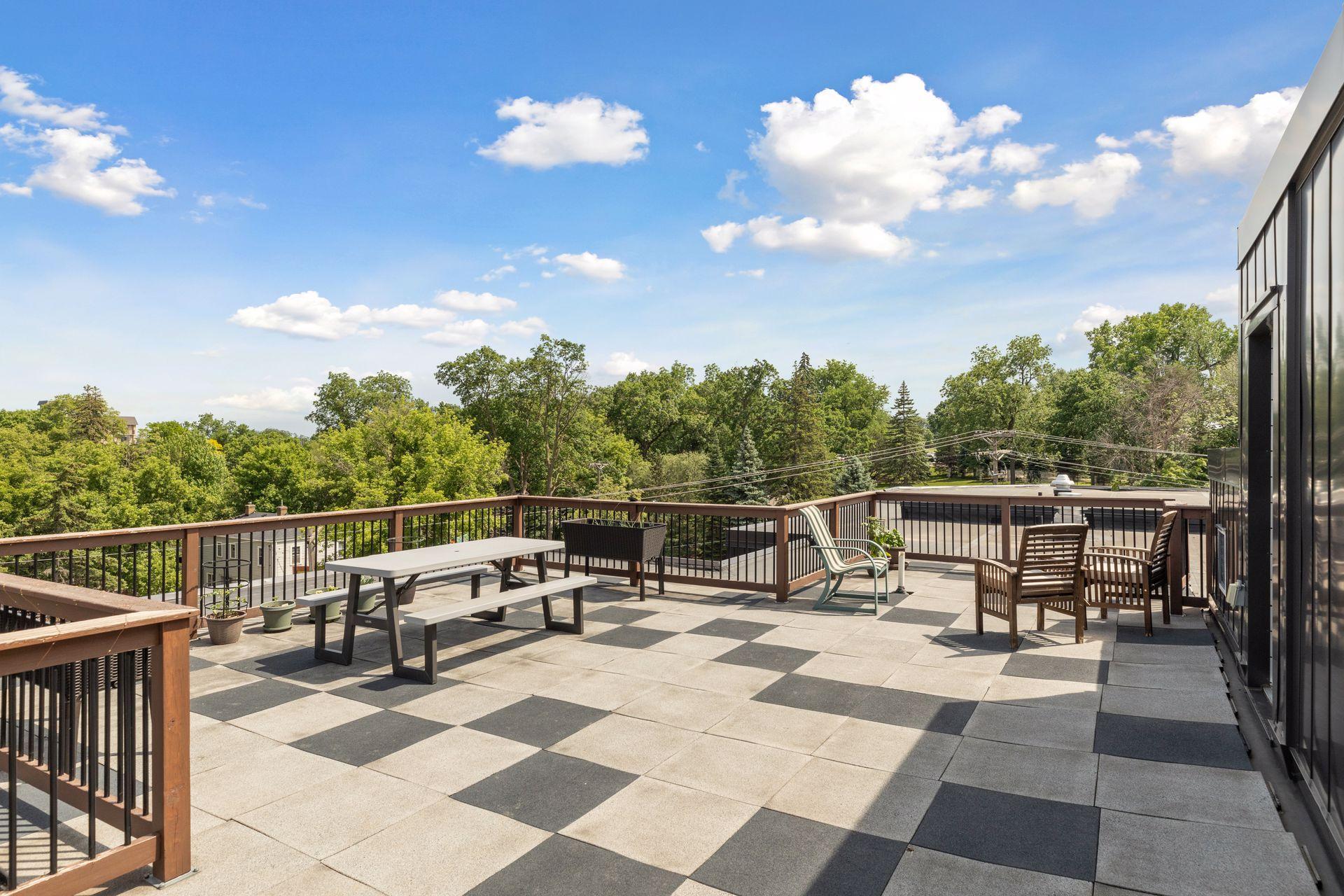 View of Residential at 3150 Excelsior Boulevard #207, Minneapolis MN 55416, Minneapolis (48 of 71) - Mike Wilen | Minnesota Team Real Estate