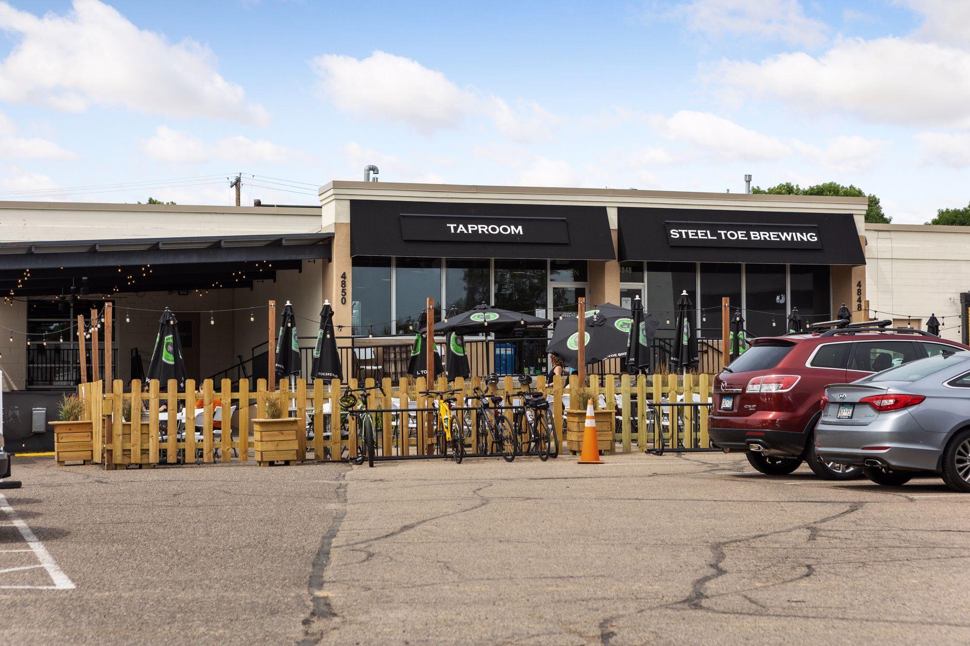 View of Residential at 3150 Excelsior Boulevard #207, Minneapolis MN 55416, Minneapolis (60 of 71) - Mike Wilen | Minnesota Team Real Estate