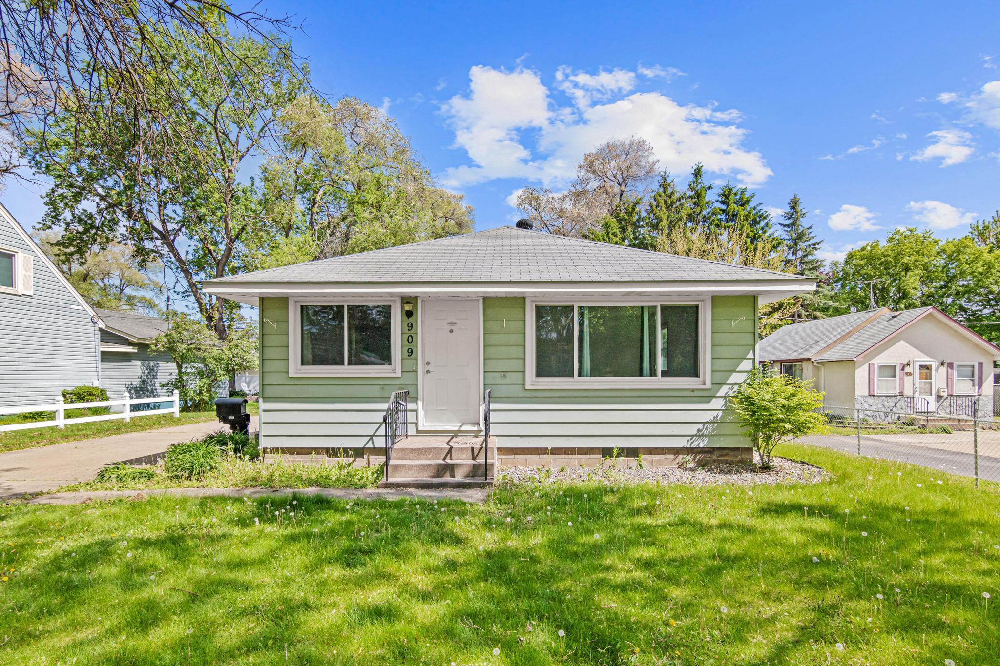 View of Residential at 909 Jefferson Street, Anoka MN 55303, Anoka - Mike Wilen | Minnesota Team Real Estate