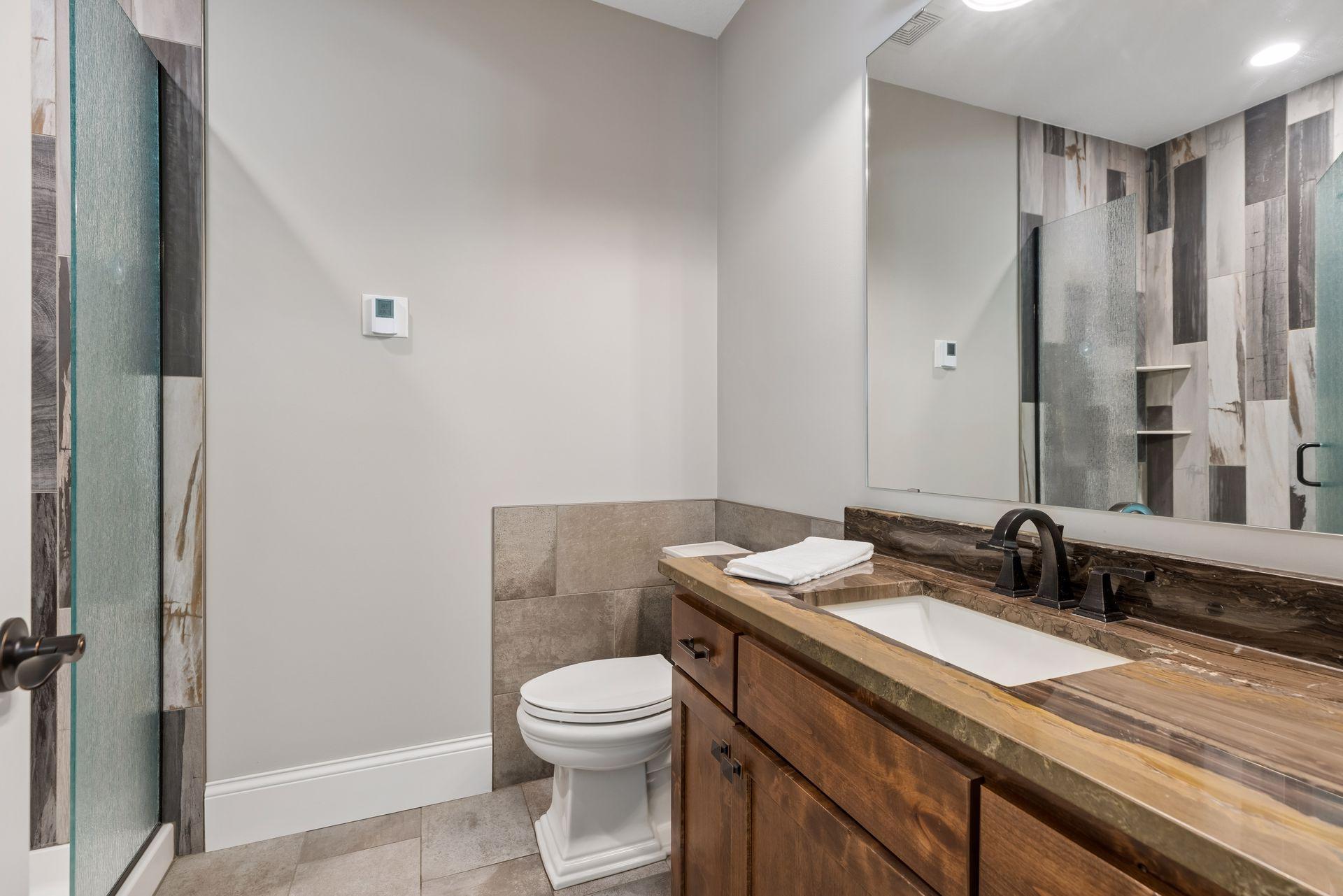 View of Residential at 19 Westwood Road, Minnetonka MN 55305, Minnetonka (46 of 52) - Mike Wilen | Minnesota Team Real Estate