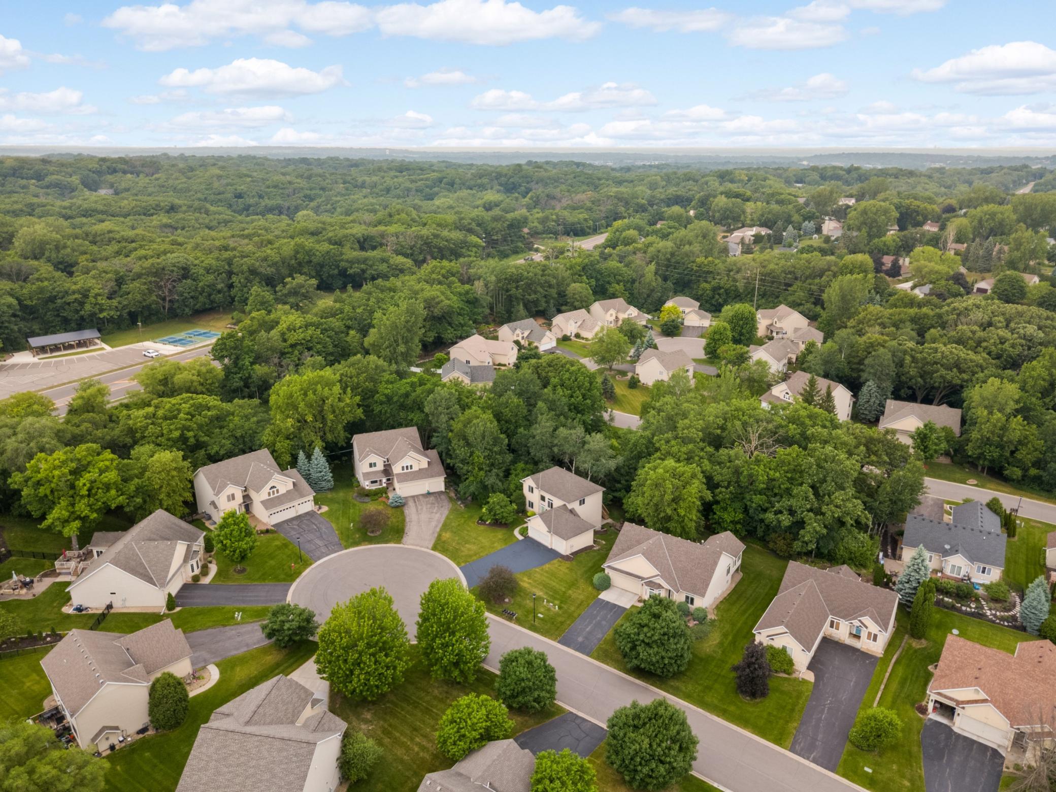 View of Residential at 16098 Kennard Court, Lakeville MN 55044, Lakeville (4 of 58) - Mike Wilen | Minnesota Team Real Estate