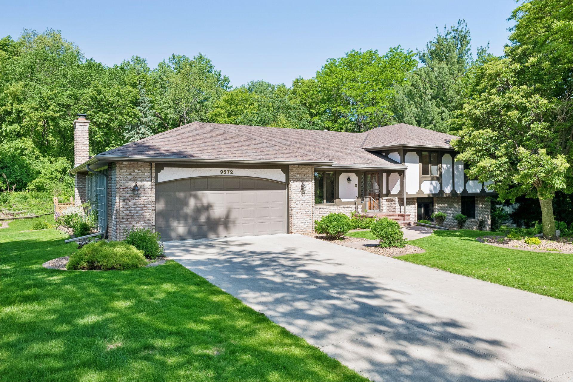 View of Residential at 9572 Morris Circle, Bloomington MN 55437, Bloomington - Mike Wilen | Minnesota Team Real Estate