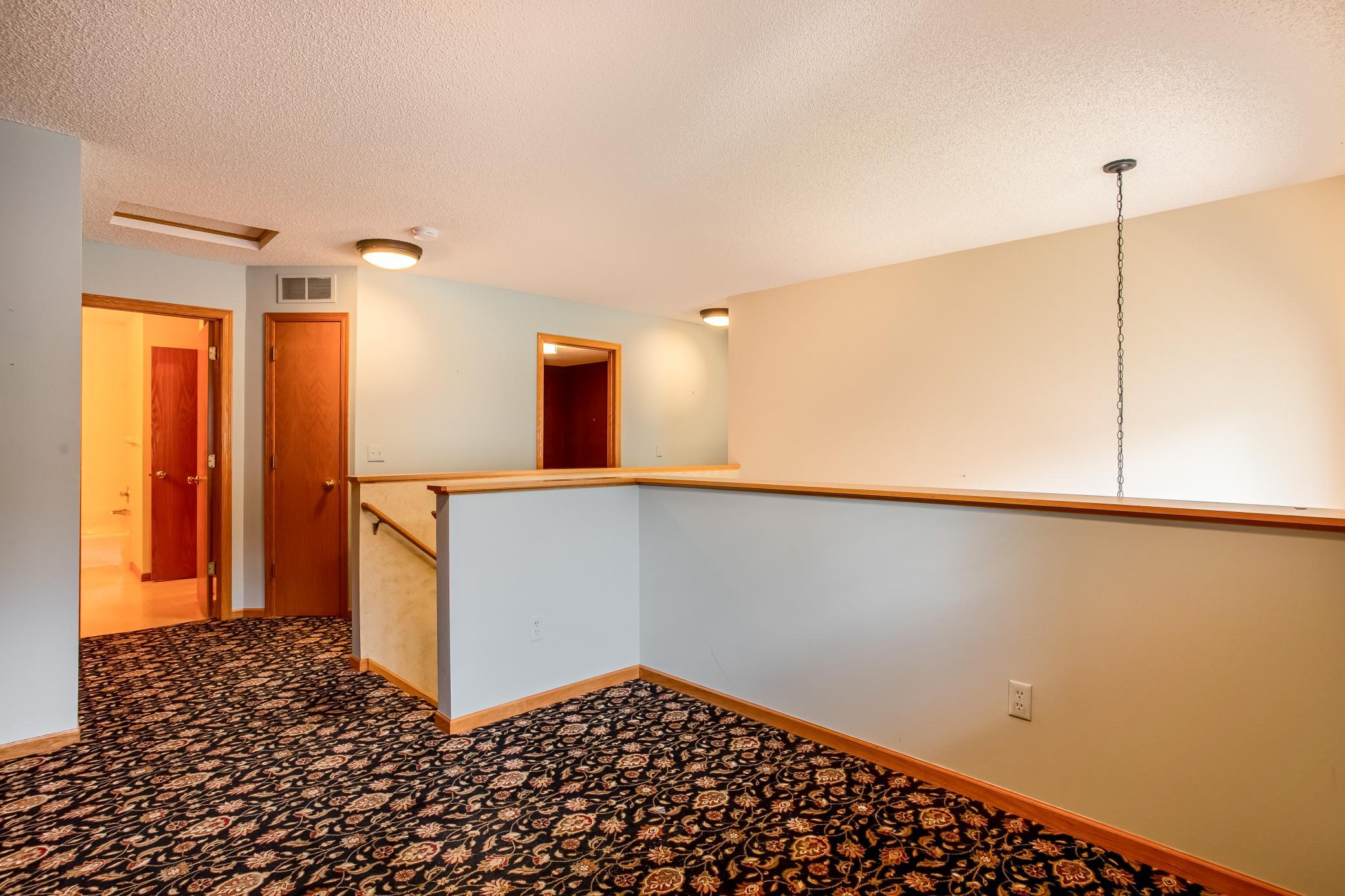 View of Residential at 1043 Lovell Lane, Roseville MN 55113, Roseville (14 of 30) - Mike Wilen | Minnesota Team Real Estate