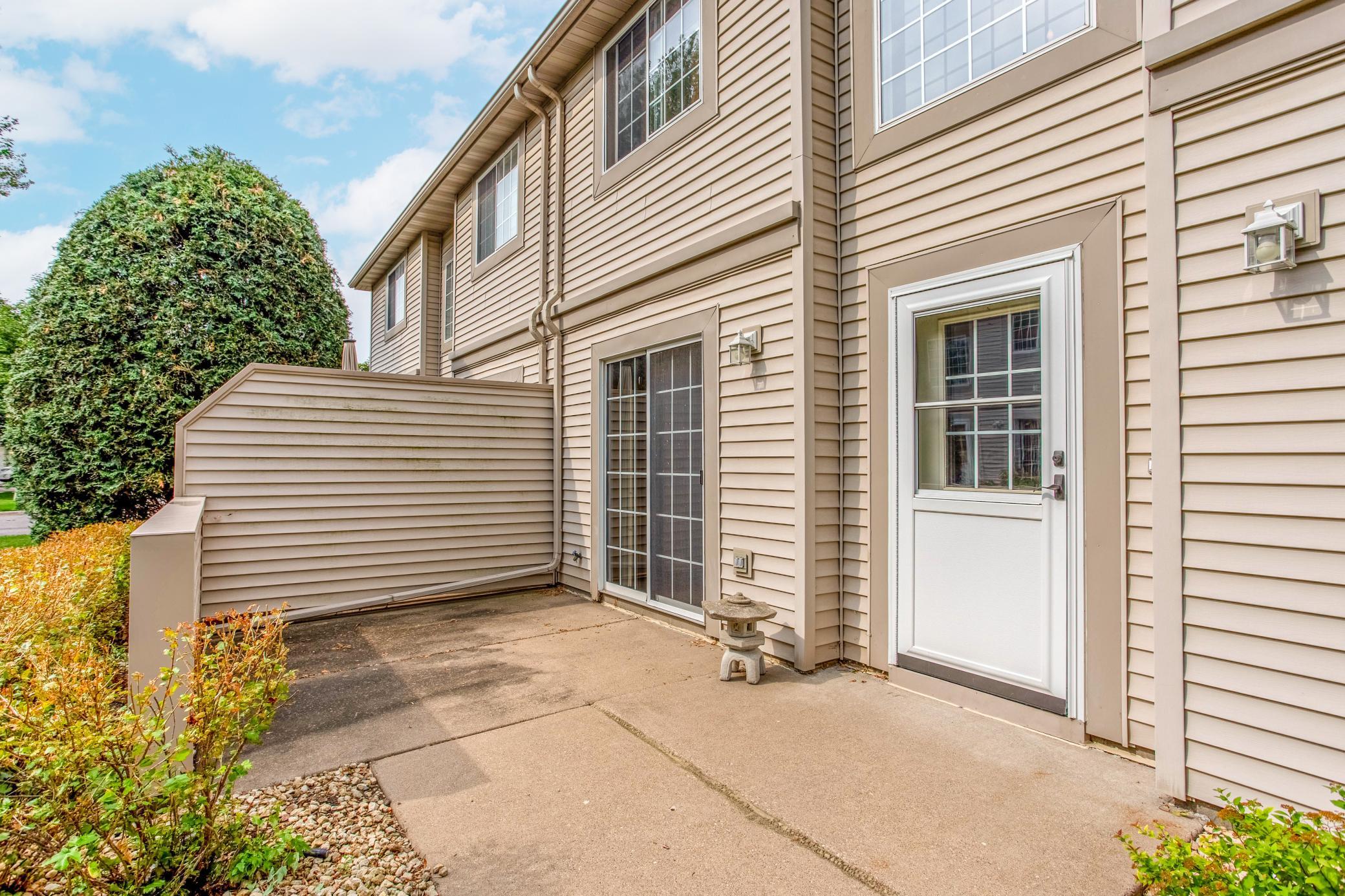 View of Residential at 1043 Lovell Lane, Roseville MN 55113, Roseville (26 of 30) - Mike Wilen | Minnesota Team Real Estate
