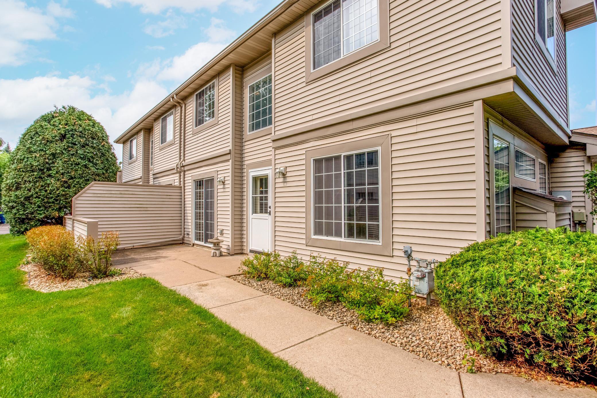 View of Residential at 1043 Lovell Lane, Roseville MN 55113, Roseville (25 of 30) - Mike Wilen | Minnesota Team Real Estate