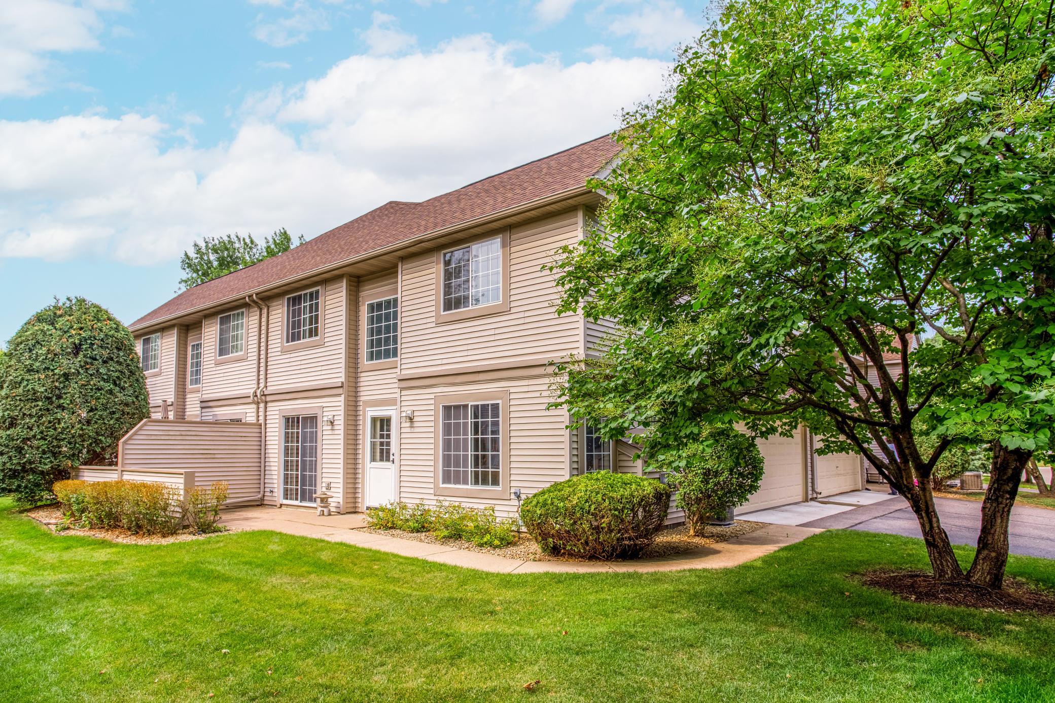 View of Residential at 1043 Lovell Lane, Roseville MN 55113, Roseville (24 of 30) - Mike Wilen | Minnesota Team Real Estate