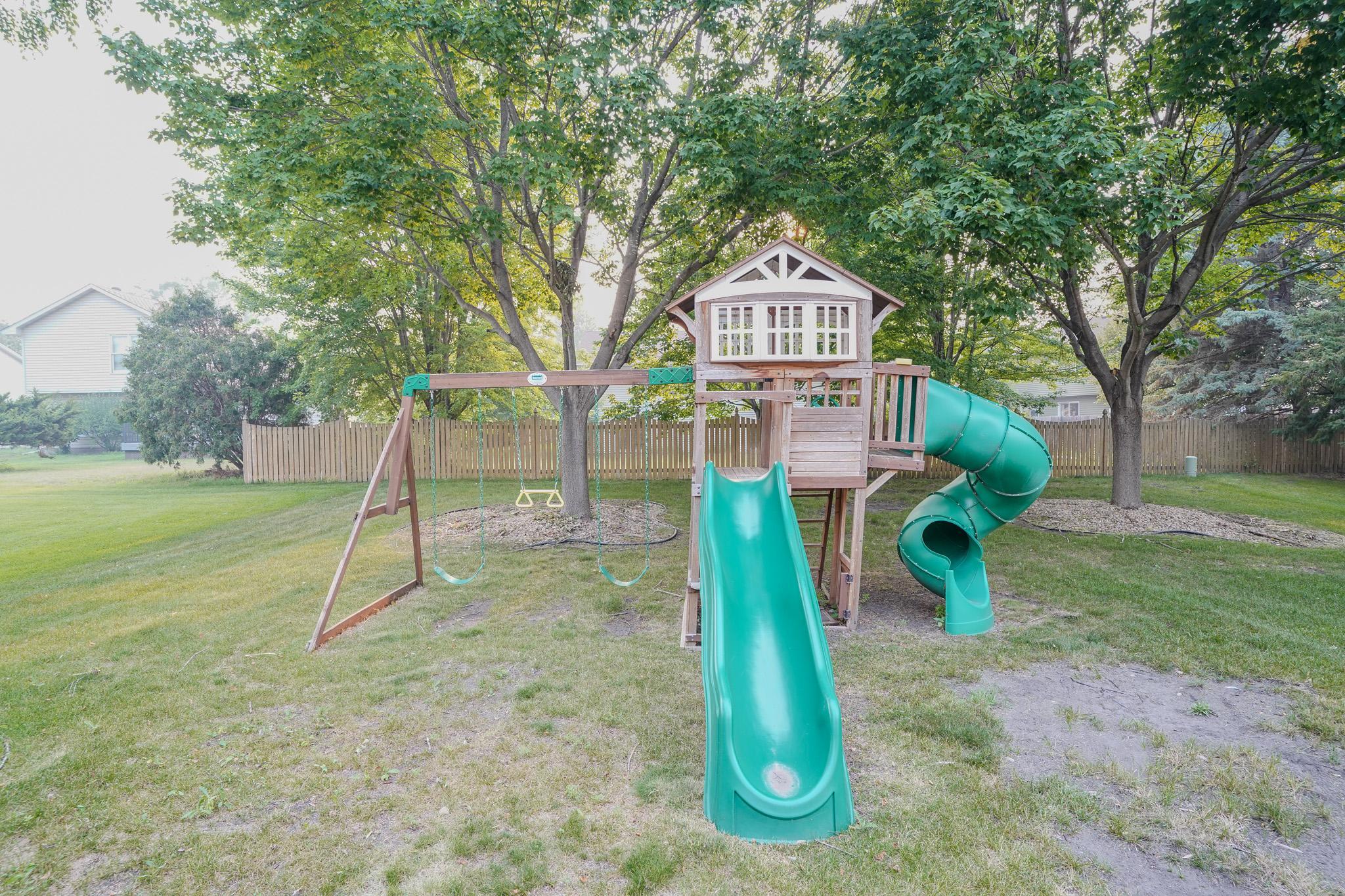 View of Residential at 9023 Nantwick Ridge, Brooklyn Park MN 55443, Brooklyn Park (27 of 27) - Mike Wilen | Minnesota Team Real Estate
