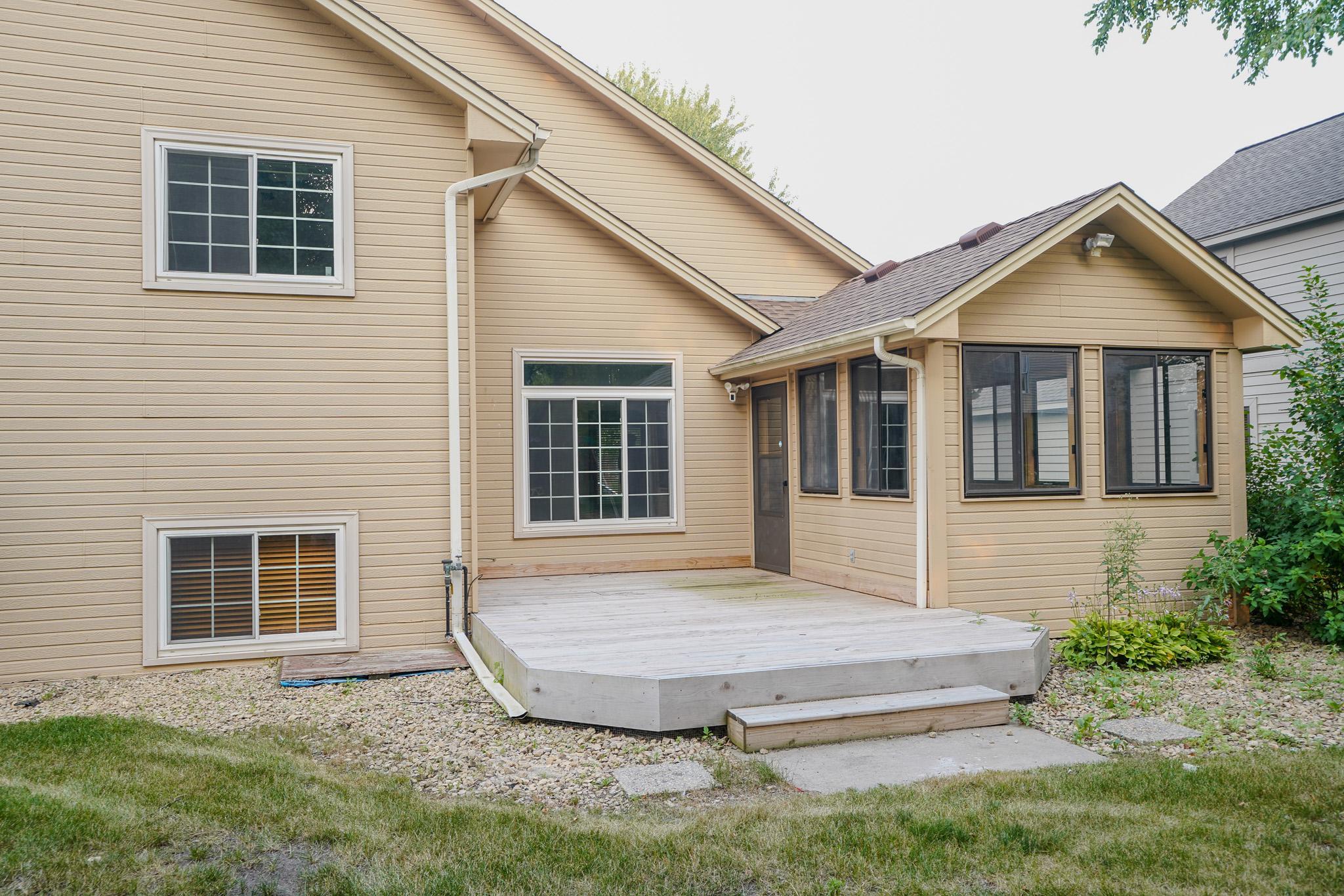 View of Residential at 9023 Nantwick Ridge, Brooklyn Park MN 55443, Brooklyn Park (25 of 27) - Mike Wilen | Minnesota Team Real Estate