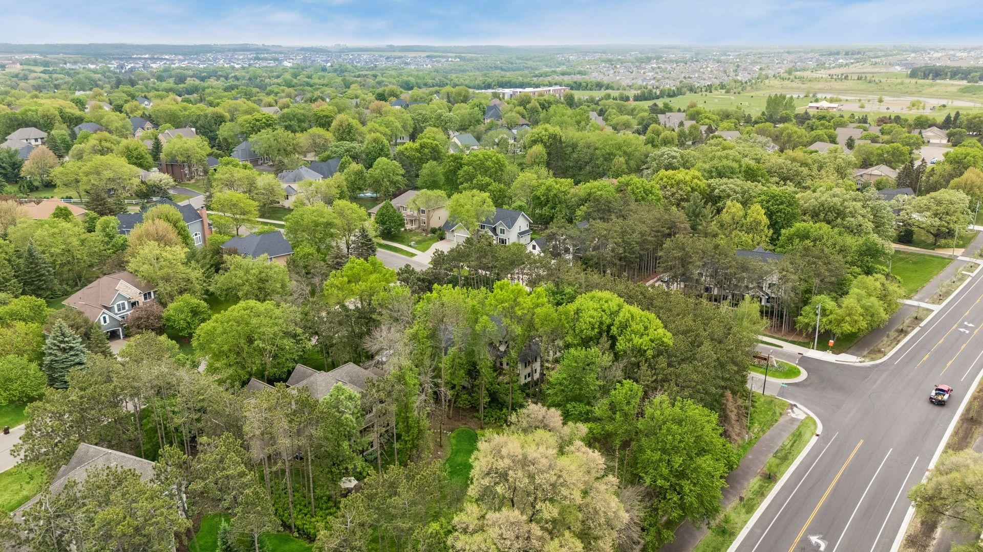 View of Residential at 9001 Springwood Drive, Woodbury MN 55125, Woodbury (6 of 78) - Mike Wilen | Minnesota Team Real Estate