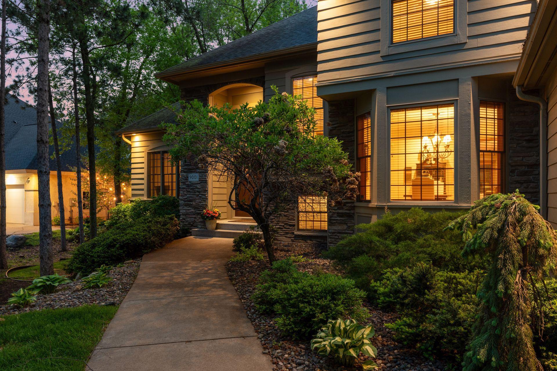 View of Residential at 9001 Springwood Drive, Woodbury MN 55125, Woodbury (54 of 78) - Mike Wilen | Minnesota Team Real Estate