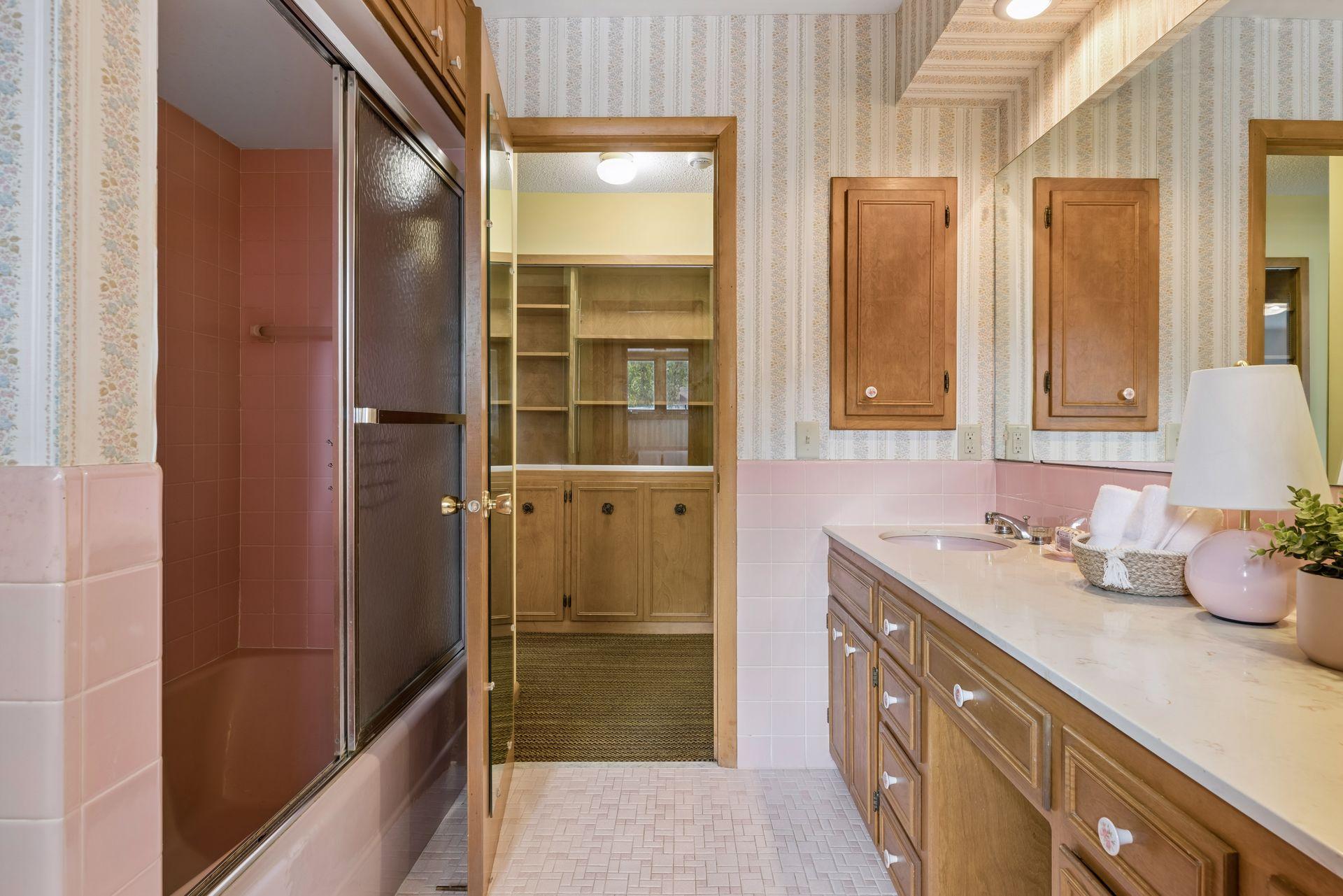 View of Residential at 3845 Crystal Lake Boulevard, Robbinsdale MN 55422, Robbinsdale (41 of 98) - Mike Wilen | Minnesota Team Real Estate