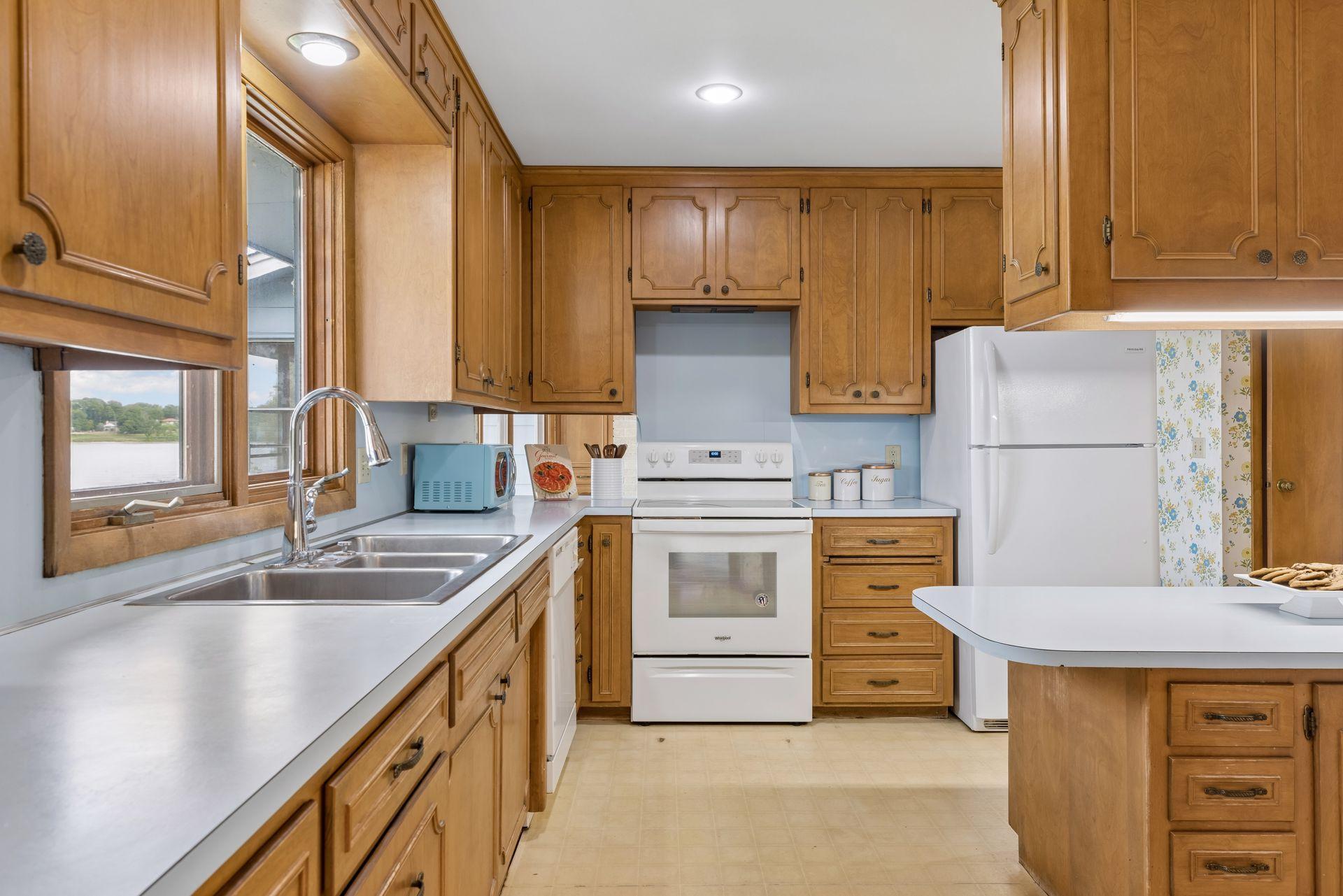 View of Residential at 3845 Crystal Lake Boulevard, Robbinsdale MN 55422, Robbinsdale (11 of 98) - Mike Wilen | Minnesota Team Real Estate