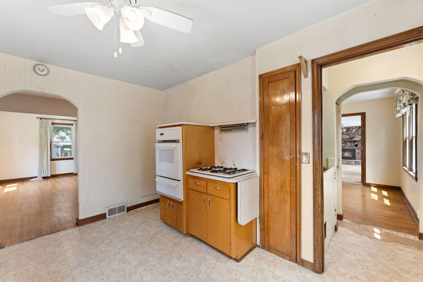 View of Residential at 509 1st Street, Hopkins MN 55343, Hopkins (10 of 55) - Mike Wilen | Minnesota Team Real Estate