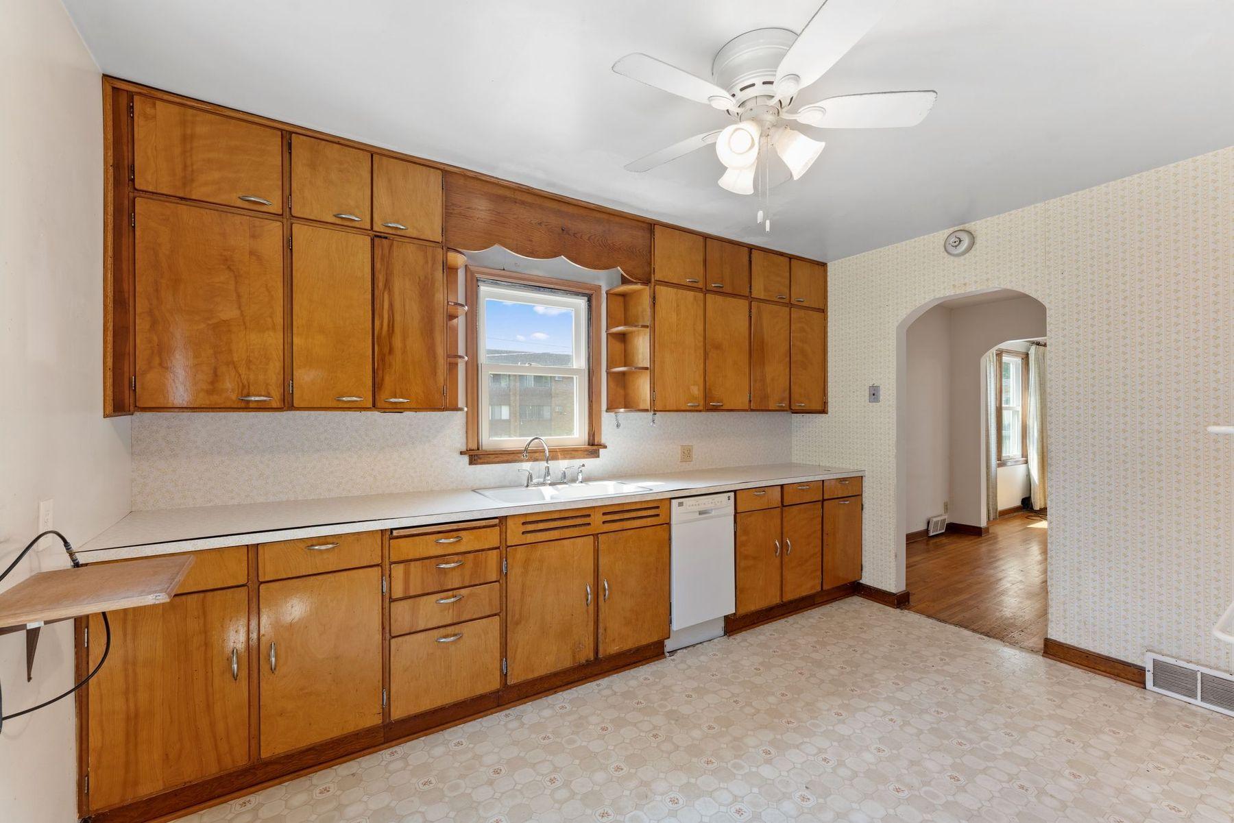 View of Residential at 509 1st Street, Hopkins MN 55343, Hopkins (8 of 55) - Mike Wilen | Minnesota Team Real Estate