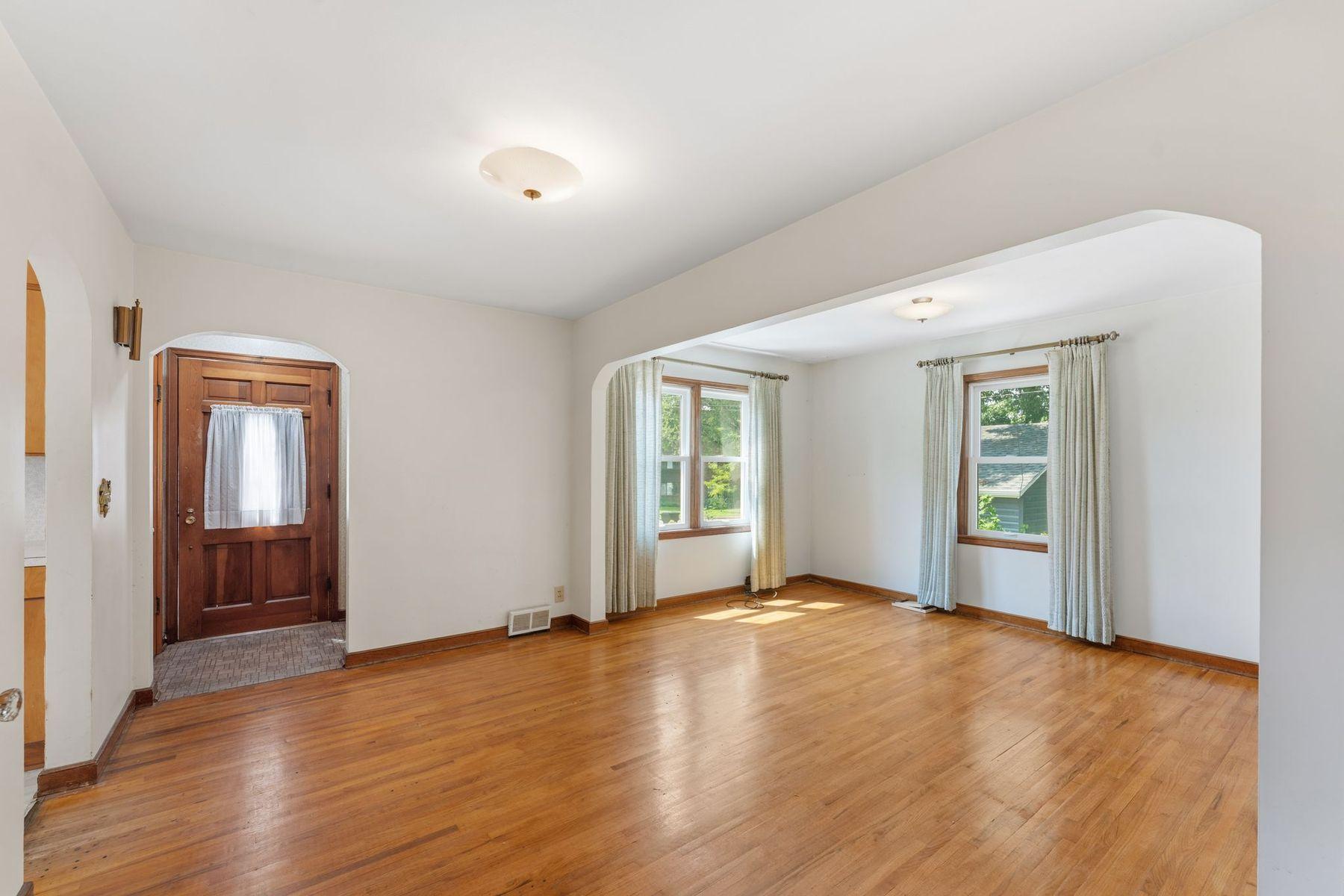 View of Residential at 509 1st Street, Hopkins MN 55343, Hopkins (13 of 55) - Mike Wilen | Minnesota Team Real Estate