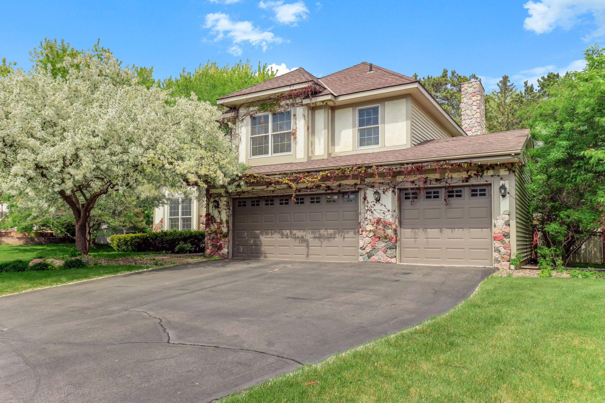 View of Residential at 8777 Cottonwood Lane, Eden Prairie MN 55347, Eden Prairie - Mike Wilen | Minnesota Team Real Estate